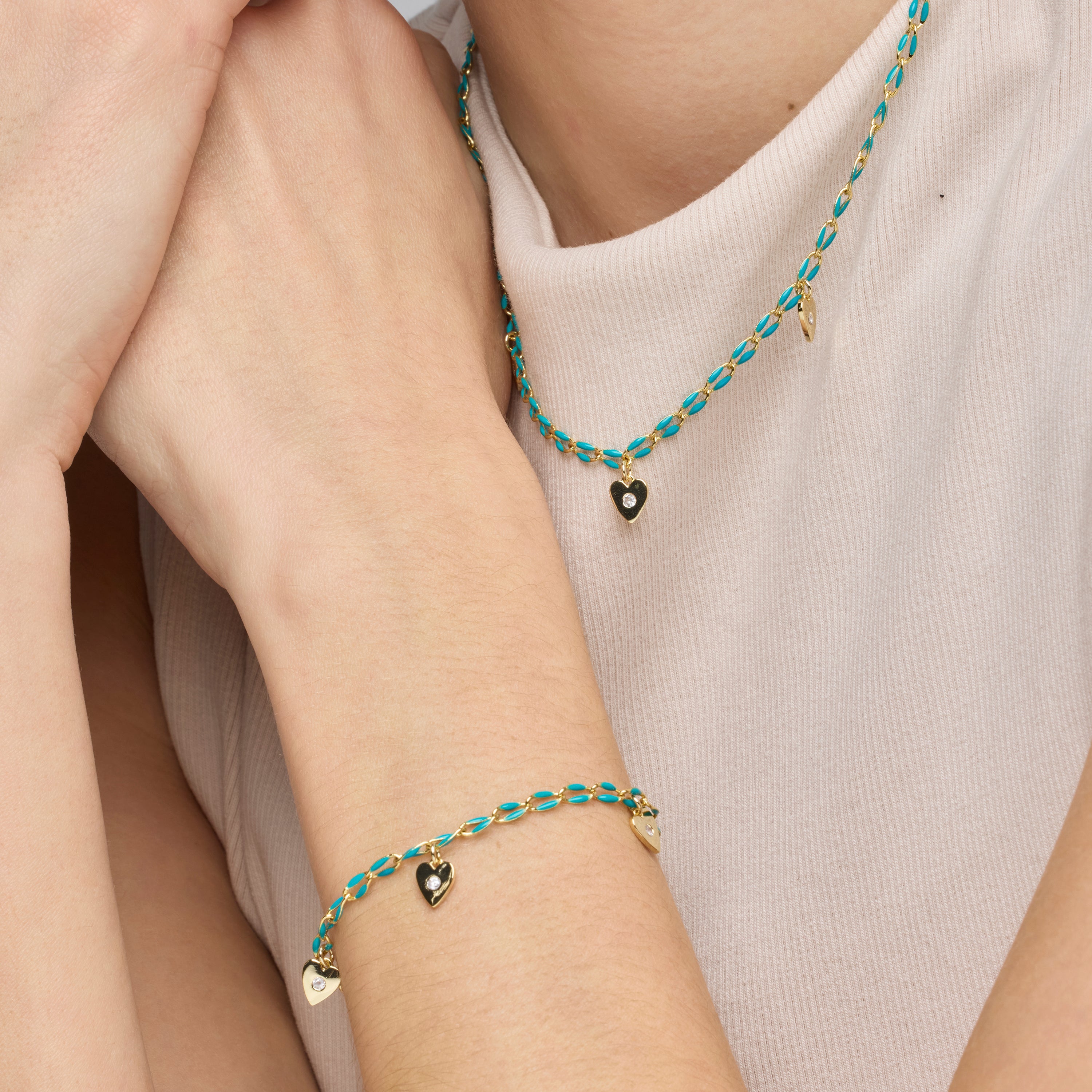 925er Silberhalskette mit blauer Lackierung und 18k Gelbgold-Finish - Drukya