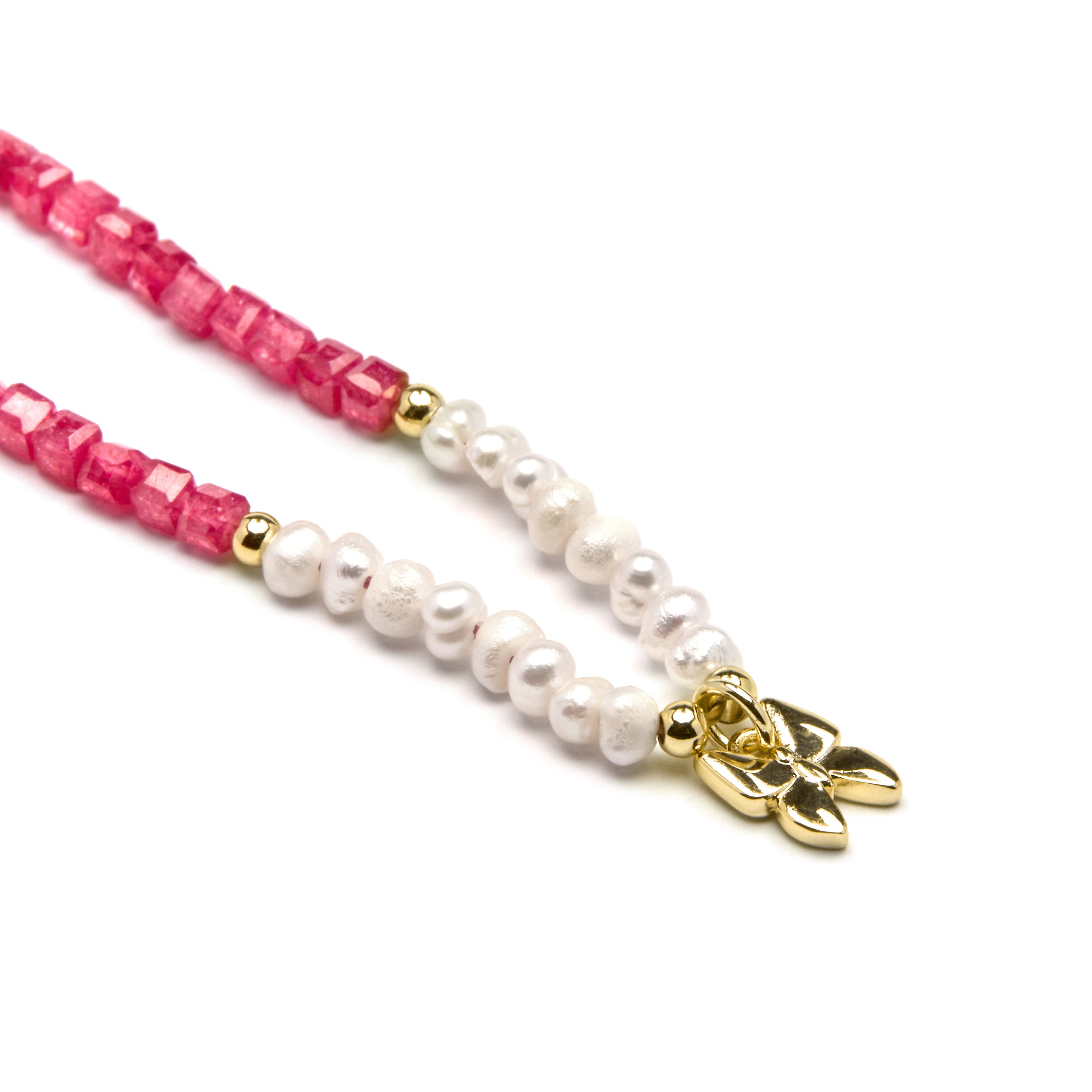 Collar de Plata de Ley 925 y Perla Blanca acabado oro amarillo de 18k - Gama