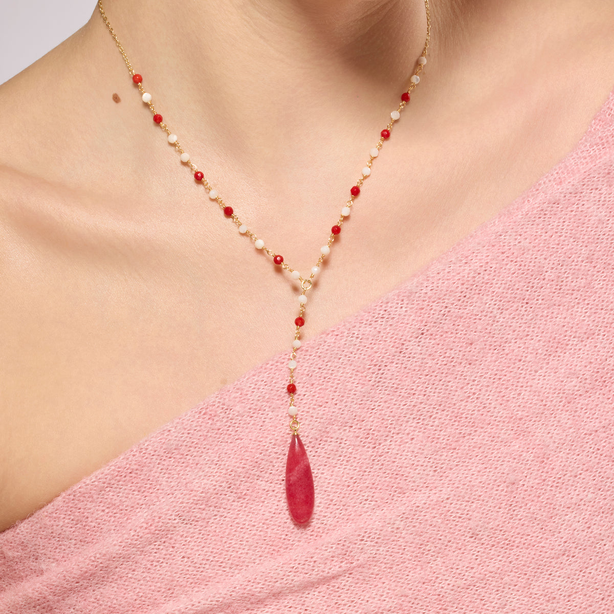 Colar de Prata de Lei 925 e Coral com acabamento em ouro amarelo 18k - Kavi