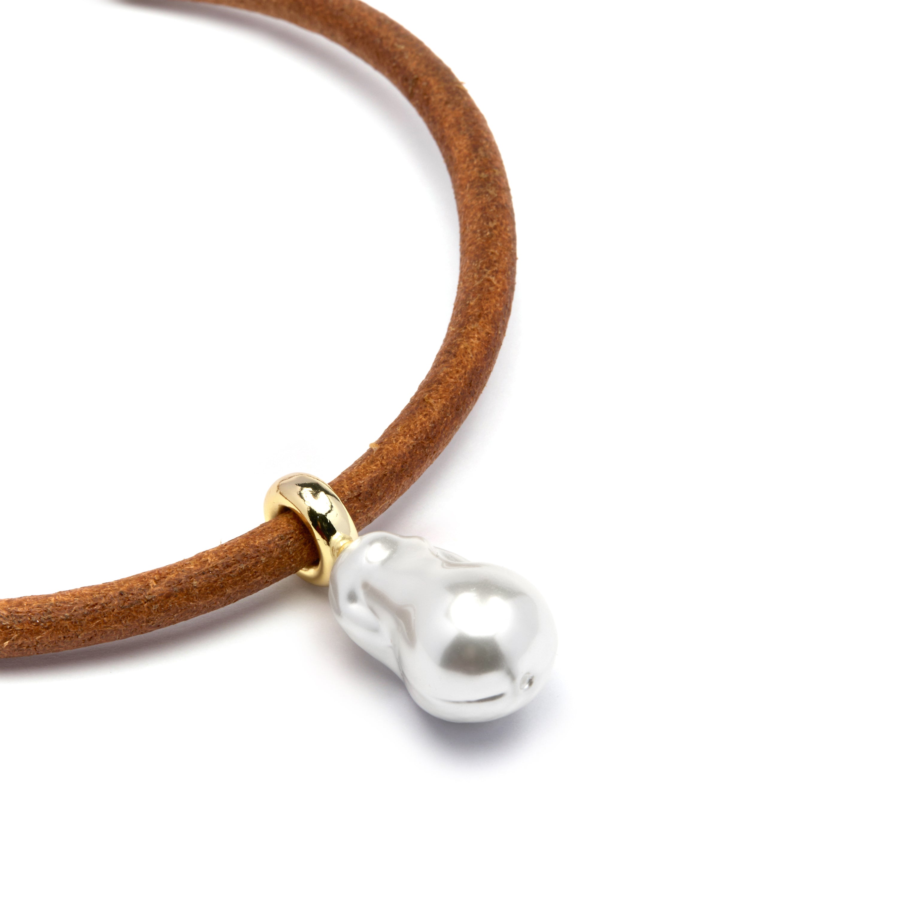 Collier en argent sterling 925 et perle blanche finition or jaune 18k - Abongo