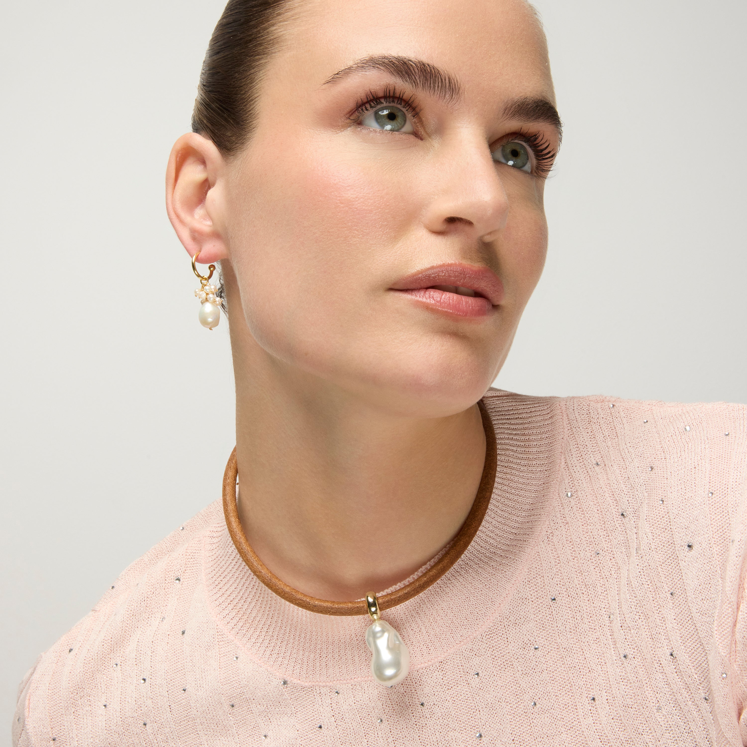 Collier en argent sterling 925 et perle blanche finition or jaune 18k - Abongo