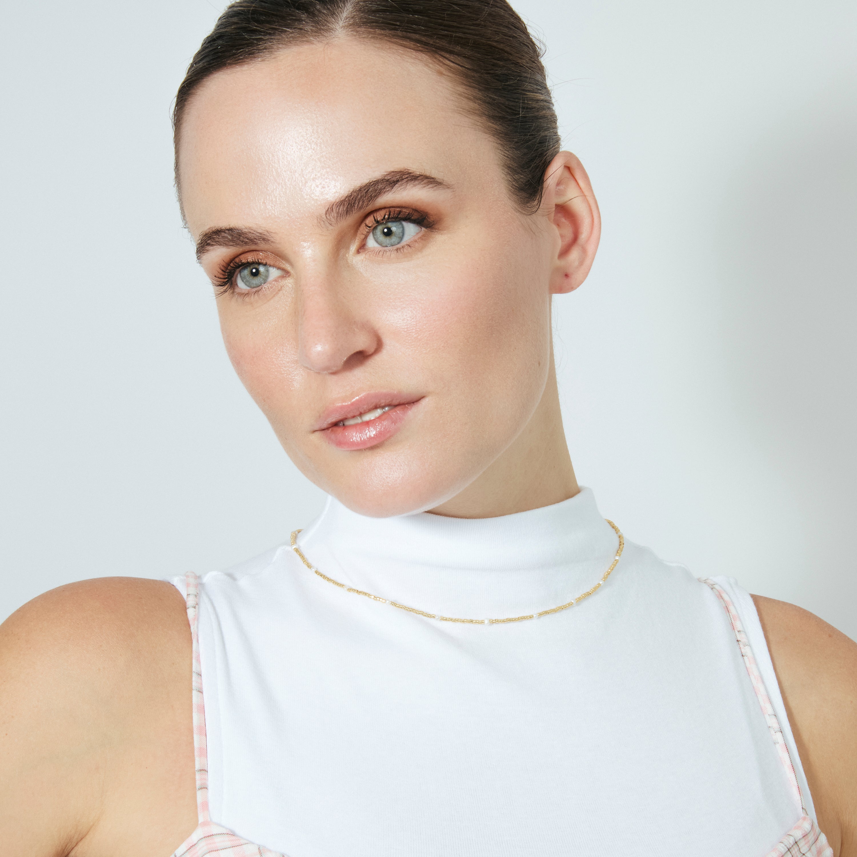 Colar de Prata de Lei 925 e Esmaltado Branco com acabamento em ouro amarelo de 18k - Altow