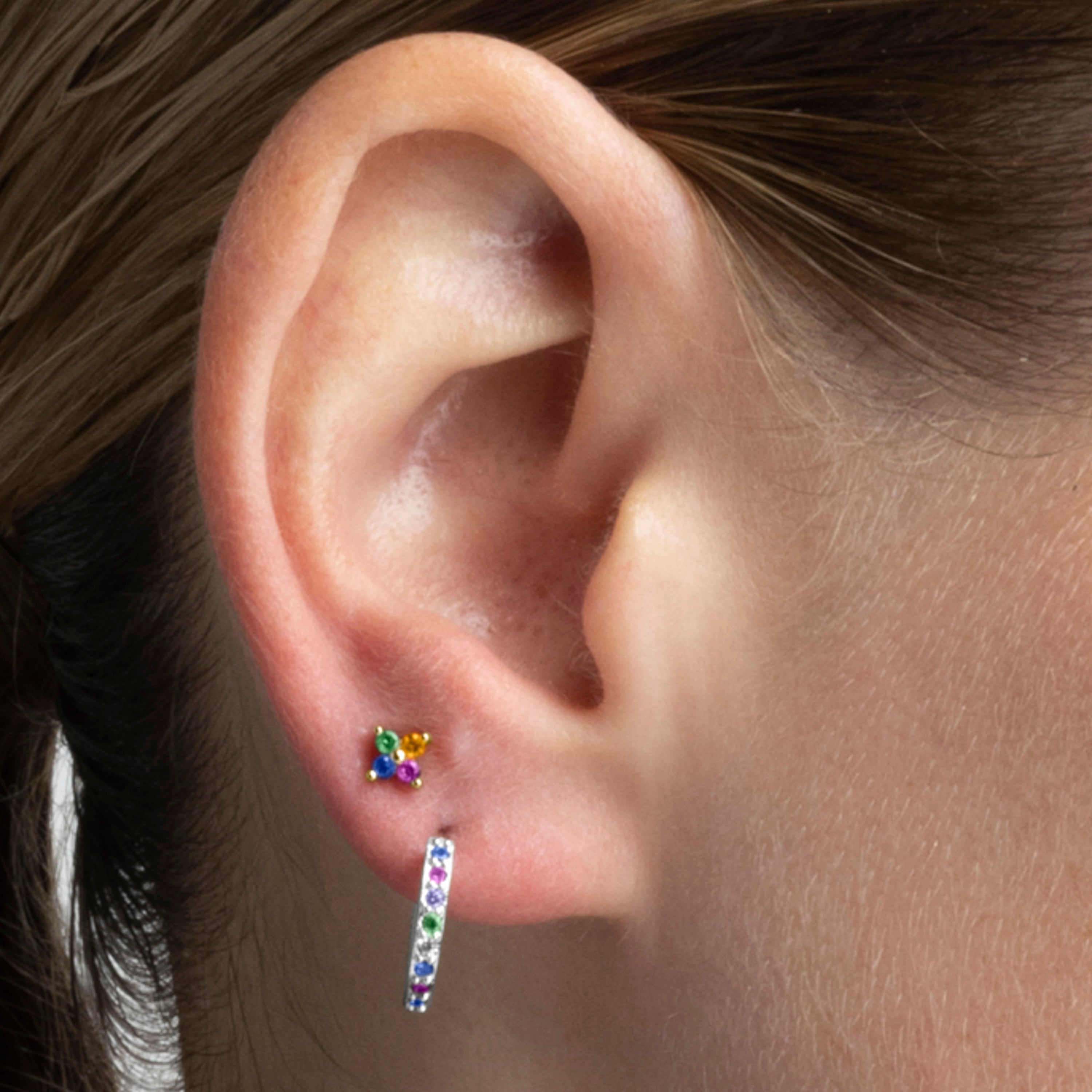 Piercing de Plata de Ley 925 con Circonita Multicolor acabado en oro amarillo 18K - Phanvi