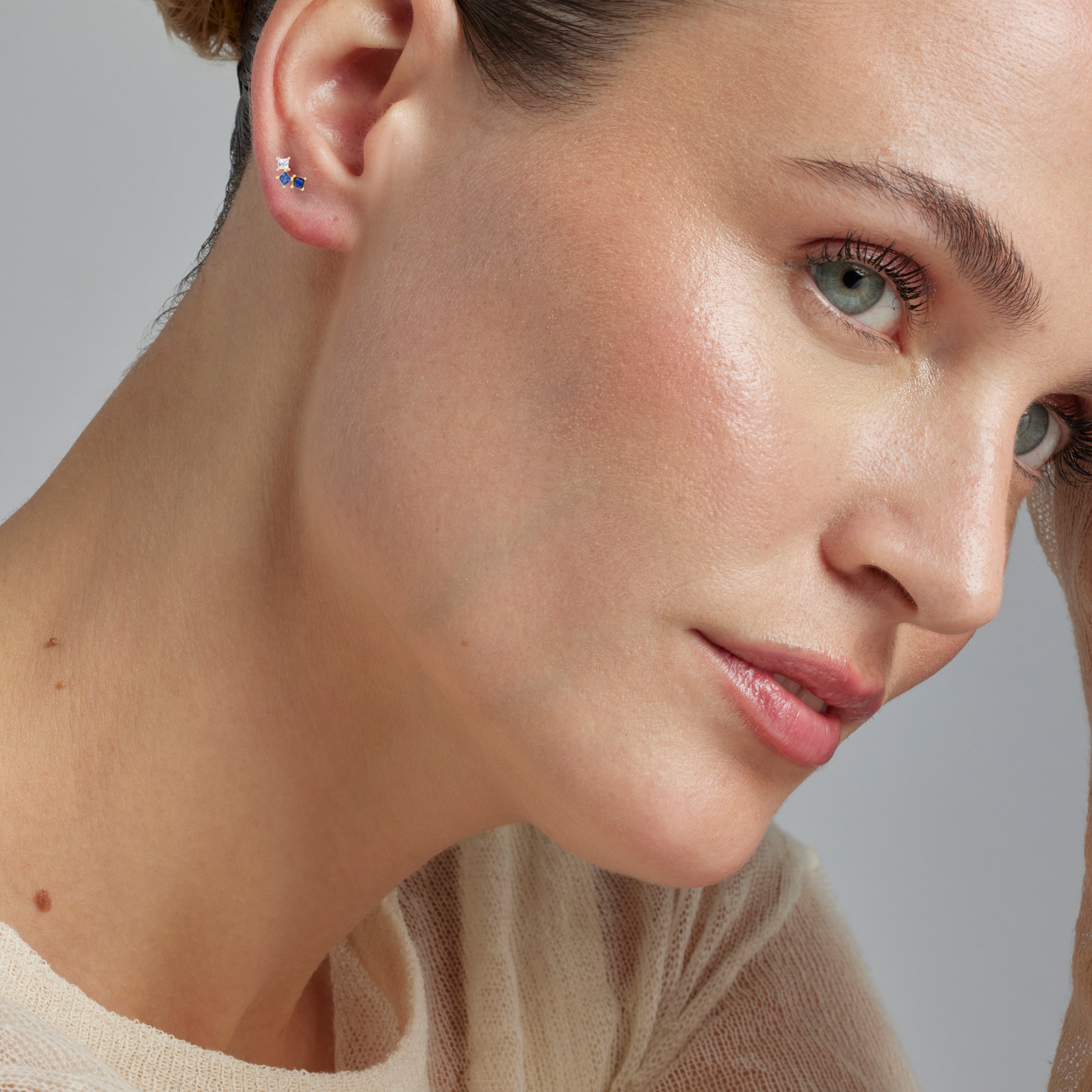Piercing en argent sterling 925 avec zircon multicolore finition en or jaune 18K - Corci