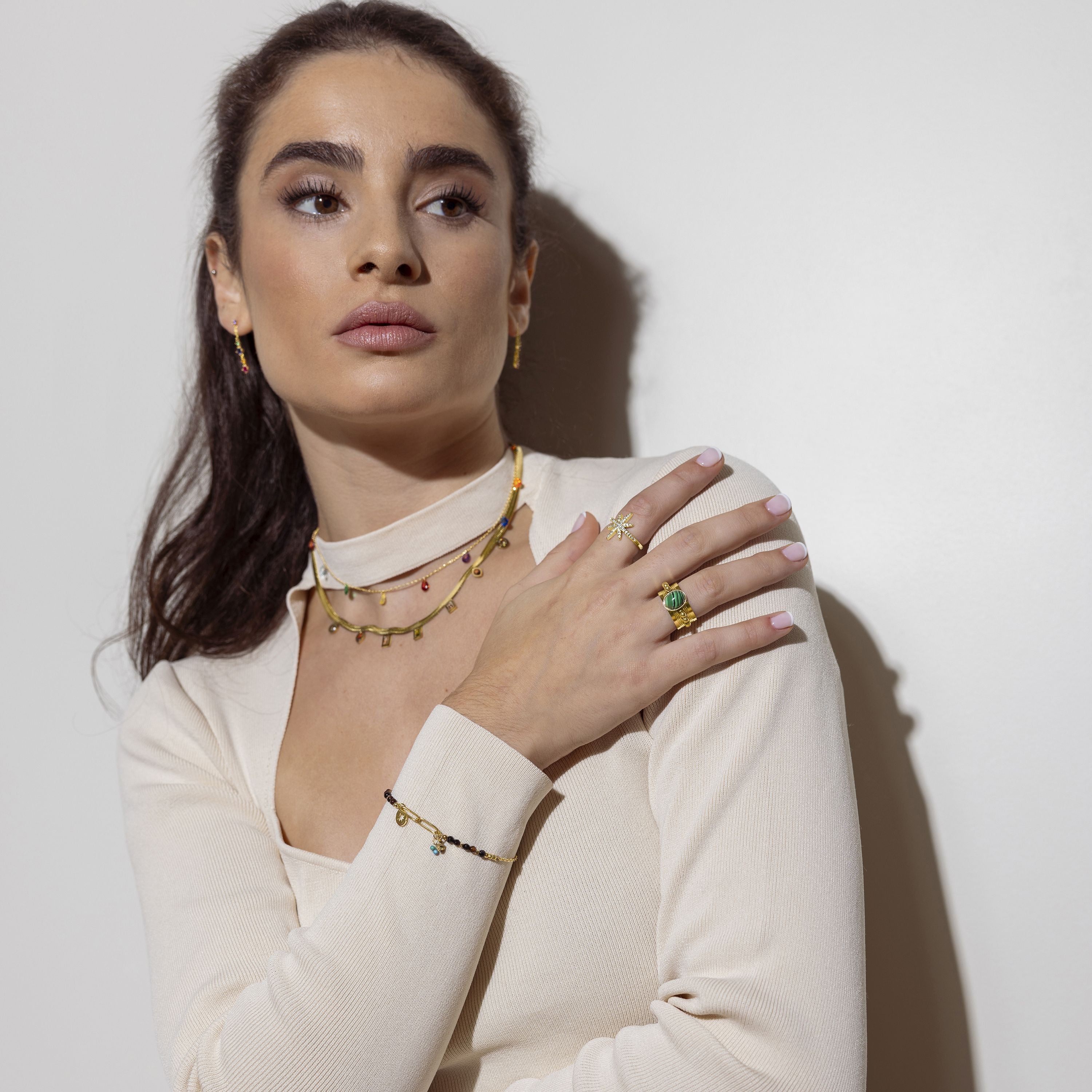 Pulsera de Cuarzo Hidrotermal Onix acabada en oro amarillo 18K- Ribed