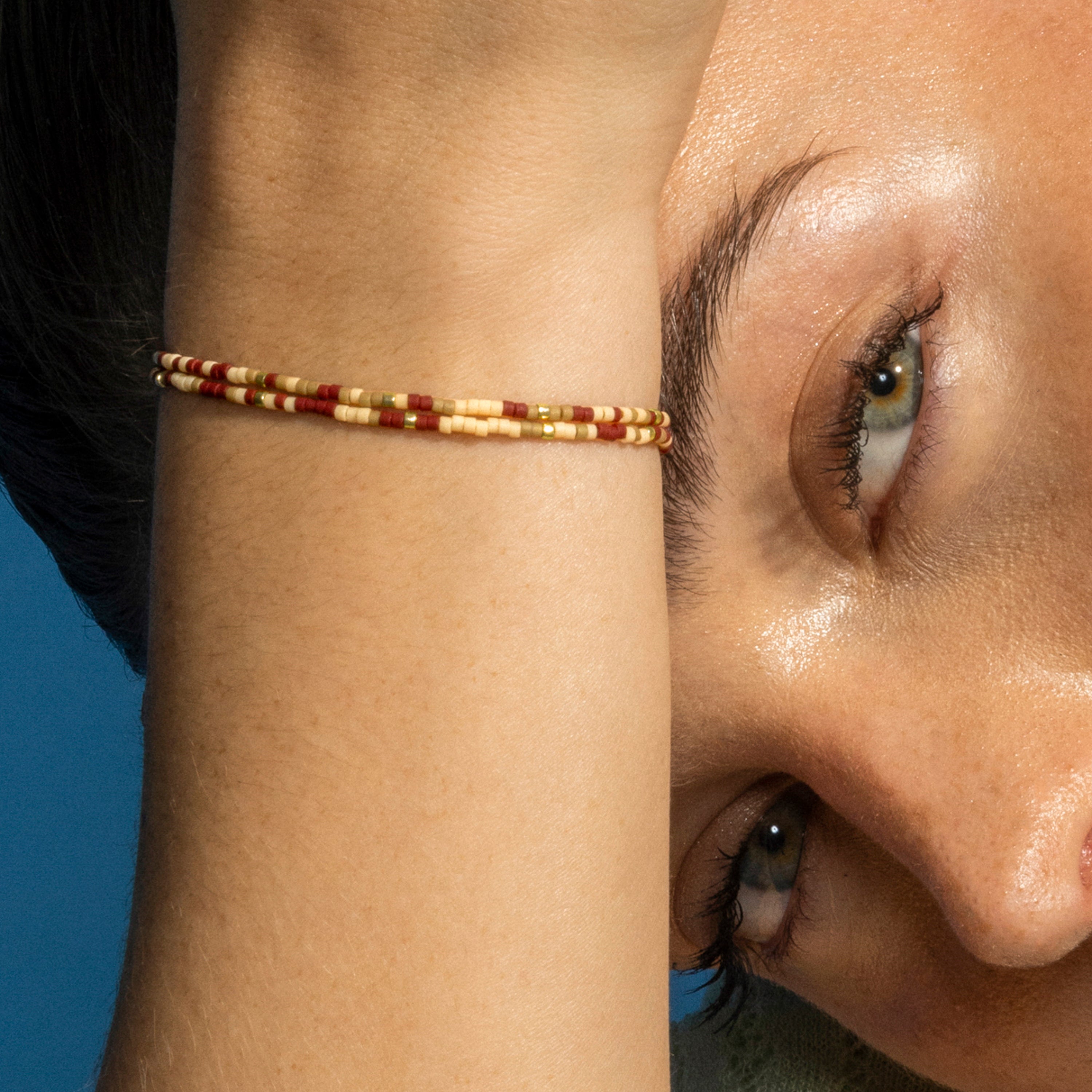 Pulsera con Cristal marrón acabado oro 18k - Furie