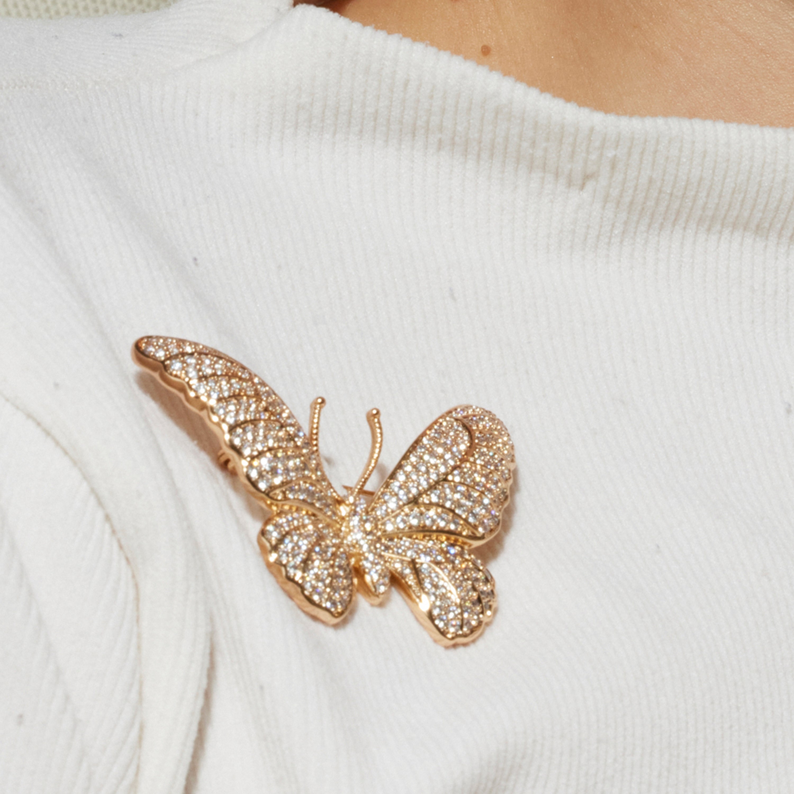 Broche mit strahlendem Zirkonia, 18k Gold-Finish - Binde