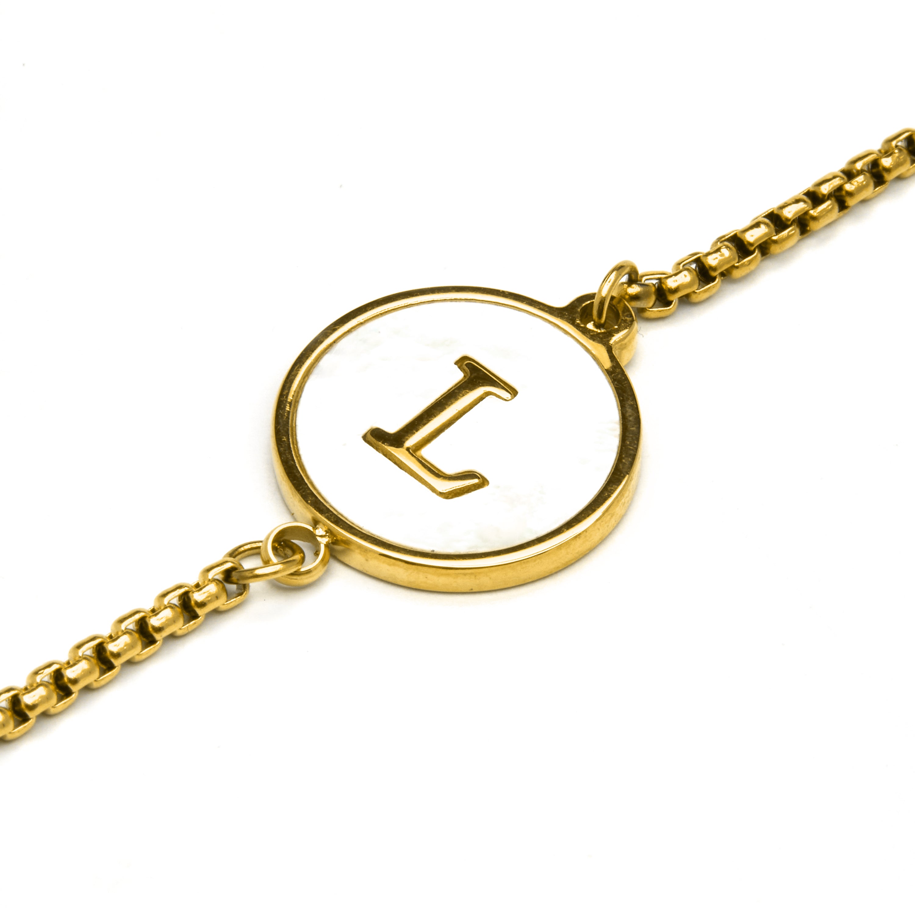 Bracciale in Madreperla Bianca finito in oro giallo 18K - Alphabet