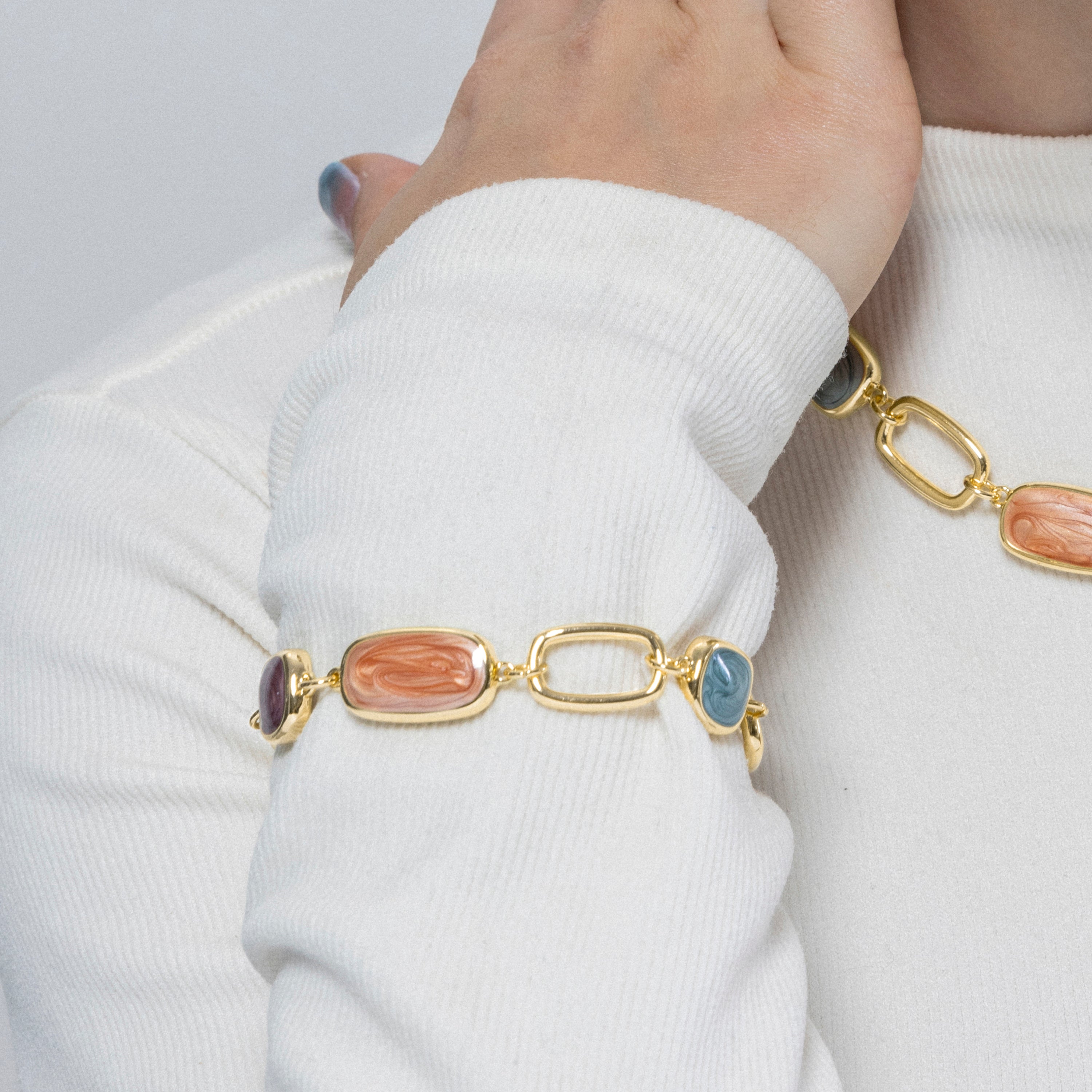 Pulseira de Resina Multicolor acabada em ouro amarelo 18K - Orzur