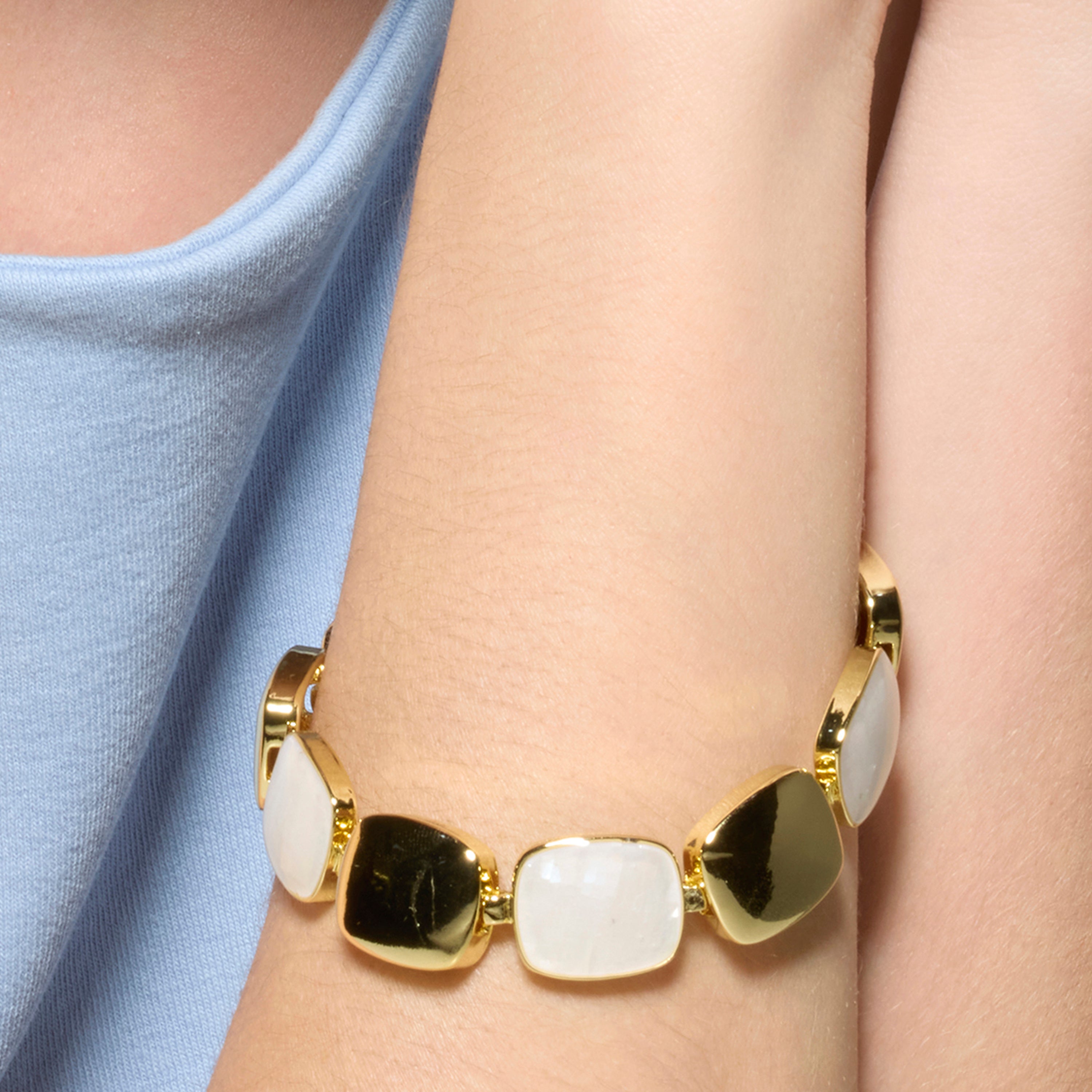 18k Yellow Gold Finish Bracelet with White Mother of Pearl - Lingo