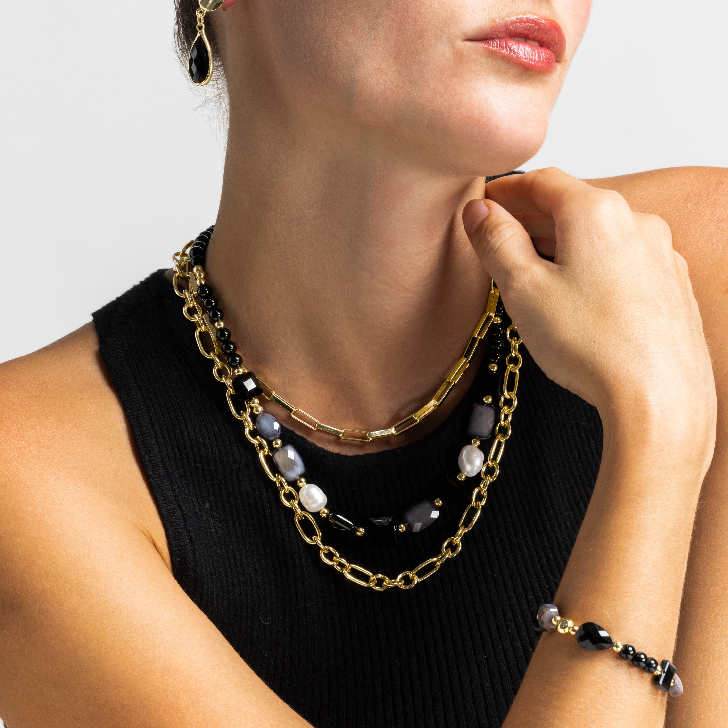 Bracelet avec résine noire finition or 18k - Nyste