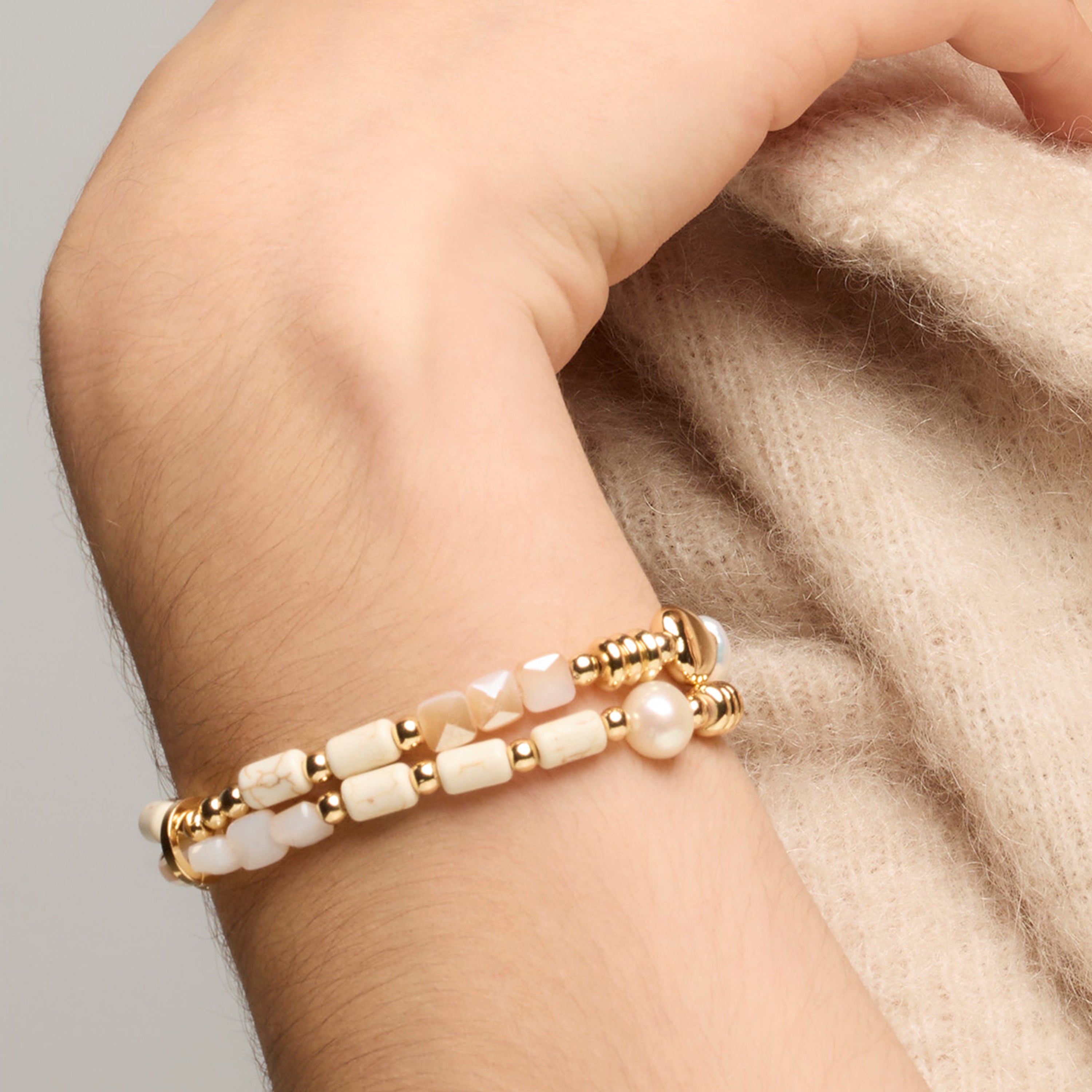 Pulsera acabado oro amarillo de 18k y Perla Blanca - Diriki