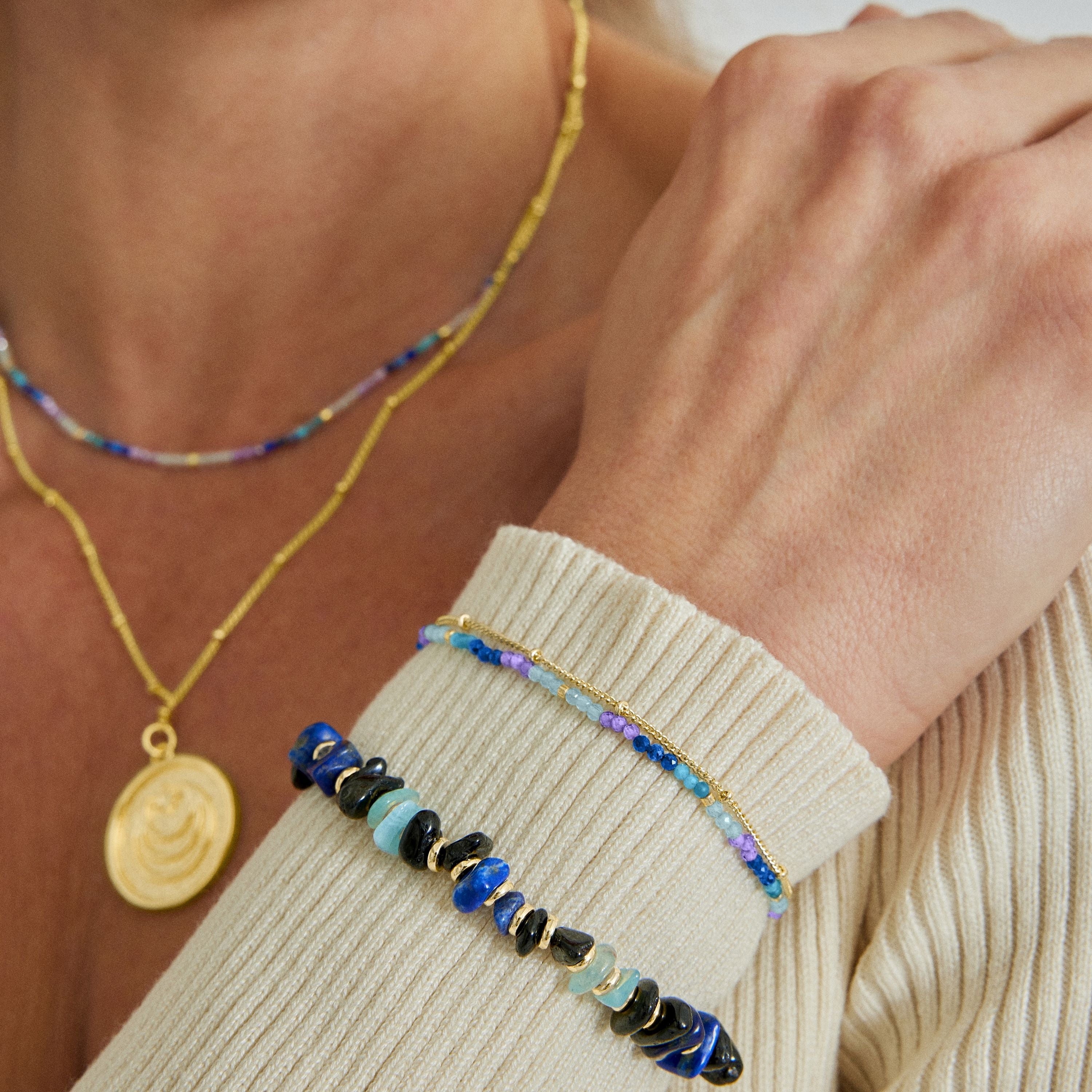 Bracciale in Cristallo Blu Scuro finito in oro giallo 18K - Aiel