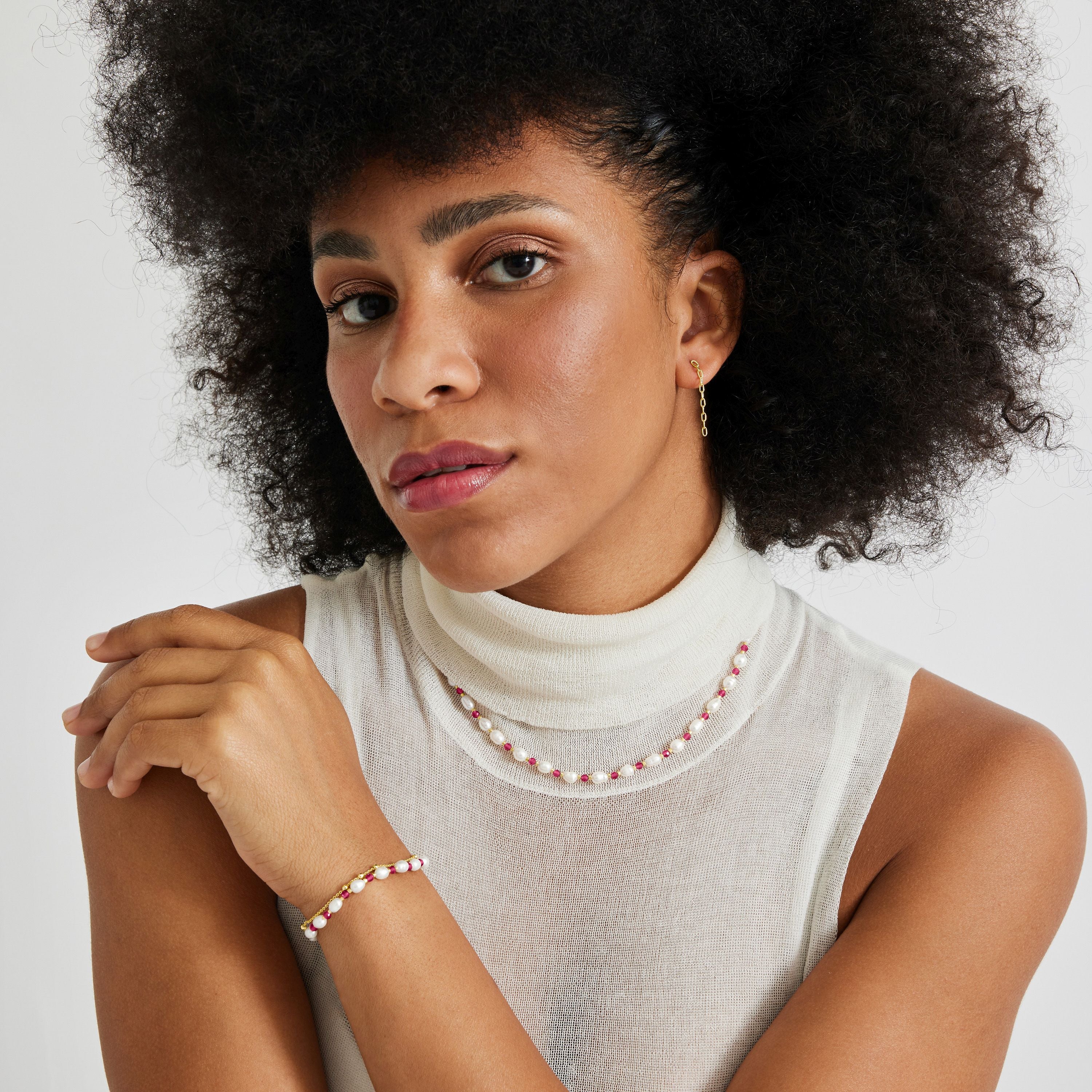Pulsera de Perla Blanca acabada en oro amarillo 18K - Zawind