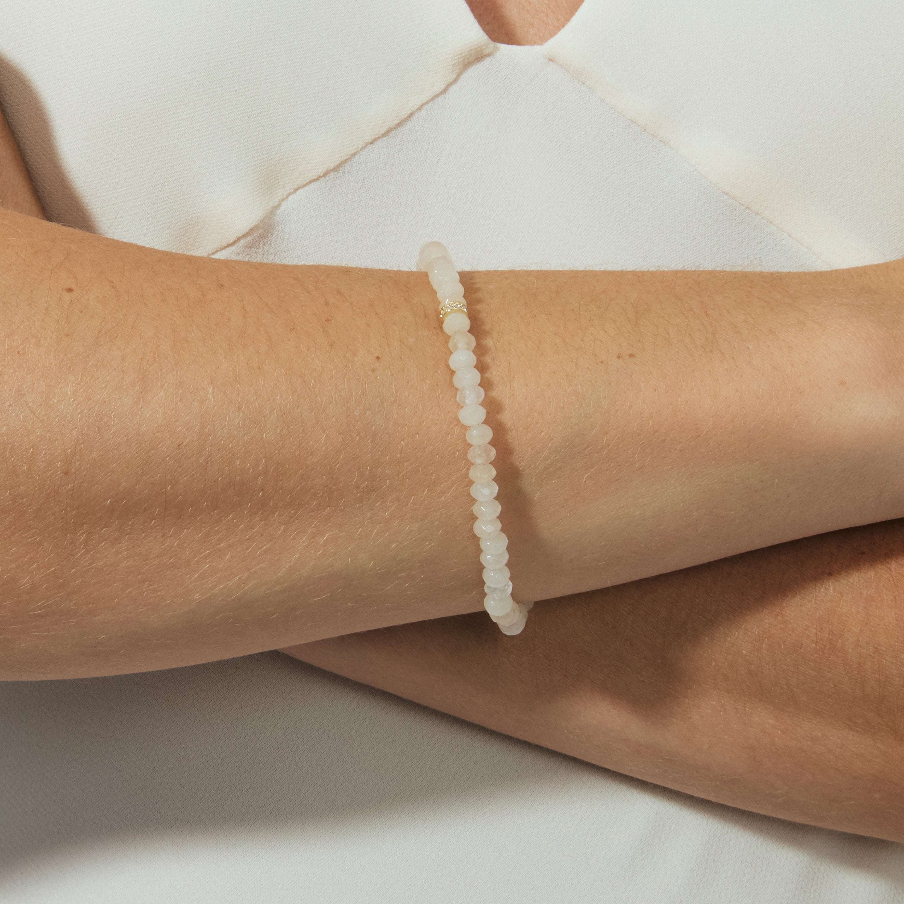 Pulseira de Cristal Branco com acabamento em ouro amarelo de 18k - Aming