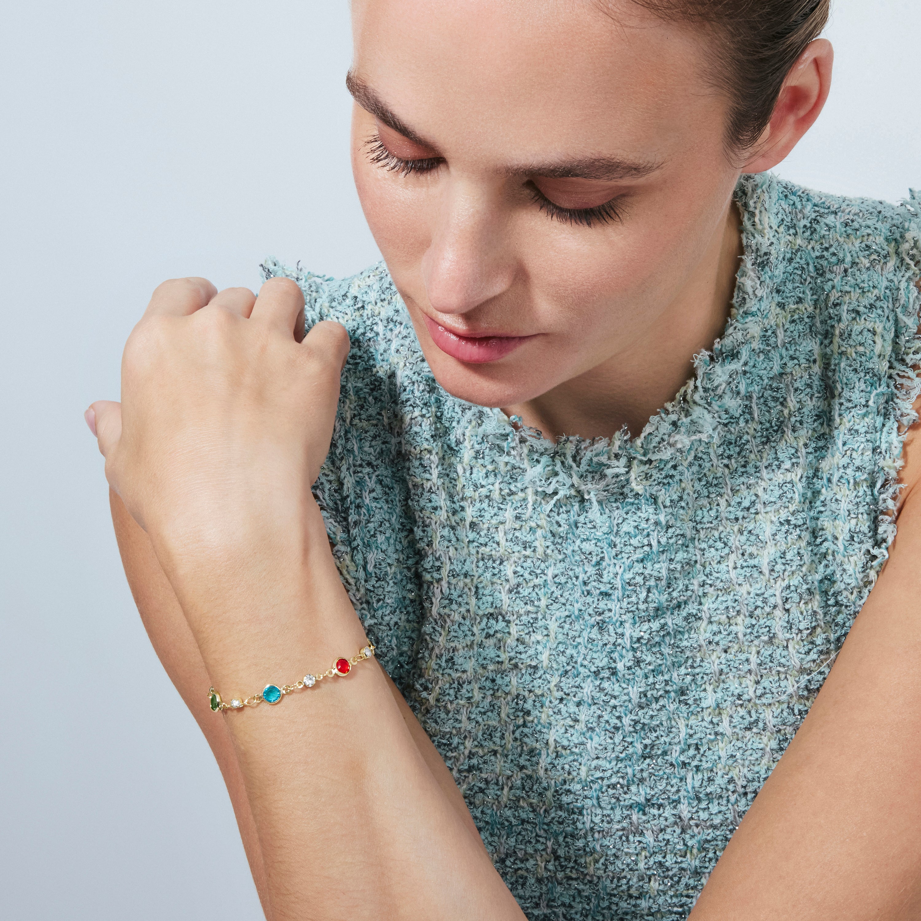 Pulseira de Zircónia Multicolor com acabamento em ouro amarelo 18k - Akas
