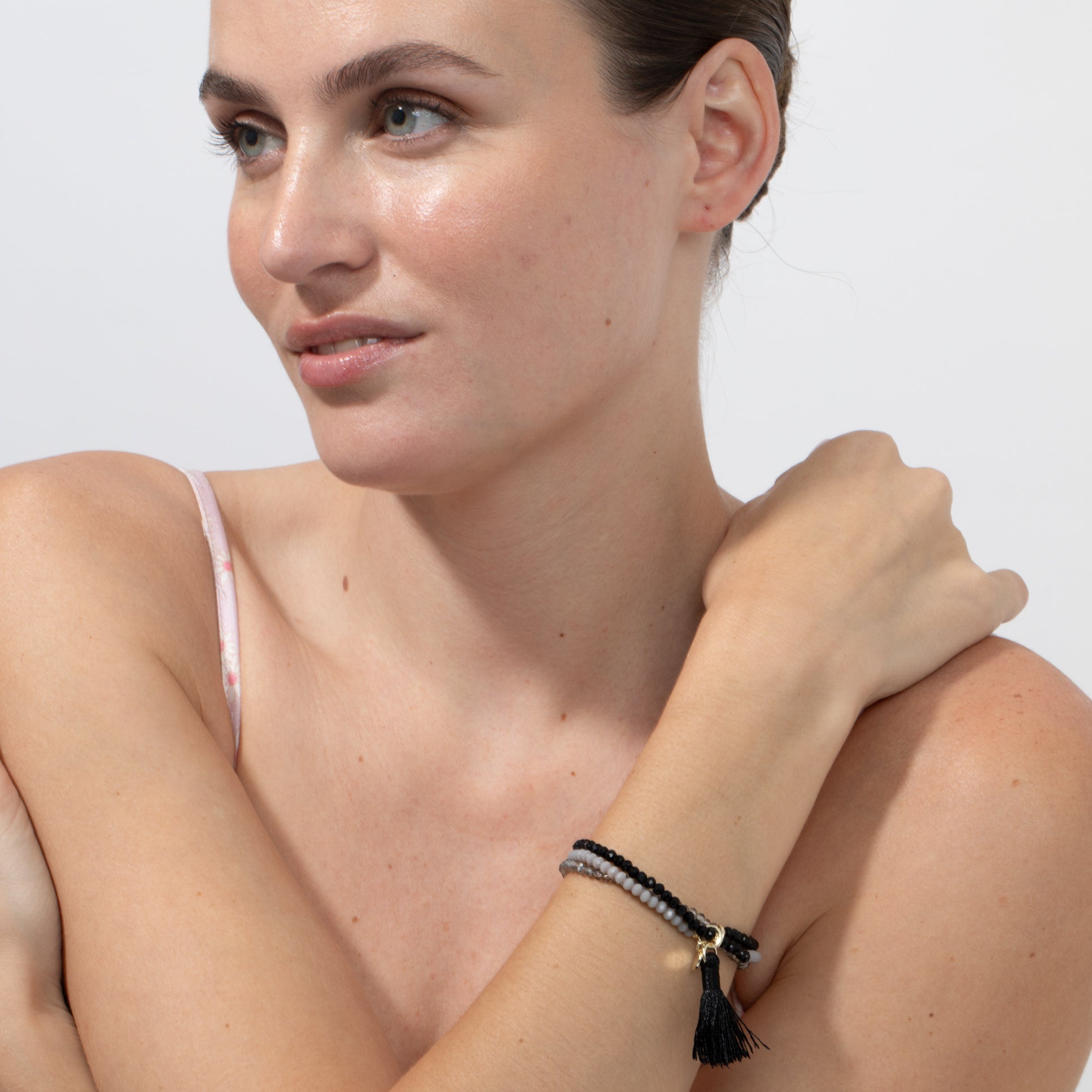 Pulseira Hamdora acabamento ouro amarelo 18k - Hamdora PRETO