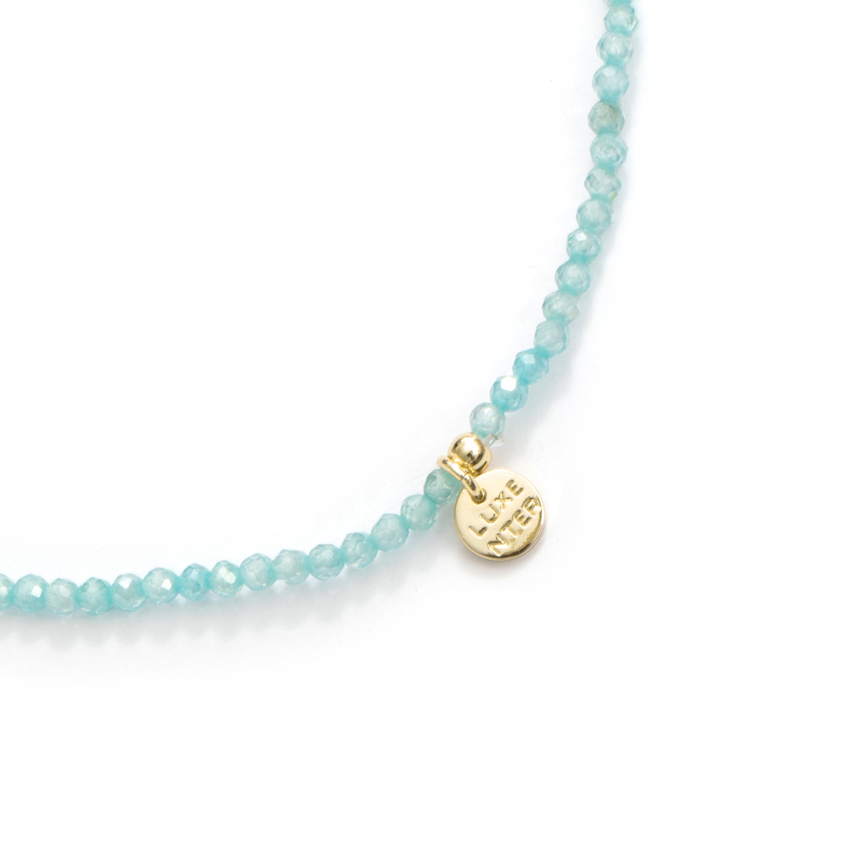 Pulsera de Aleación de Metal y Cristal Azul acabado en oro amarillo de 18k - Hilry