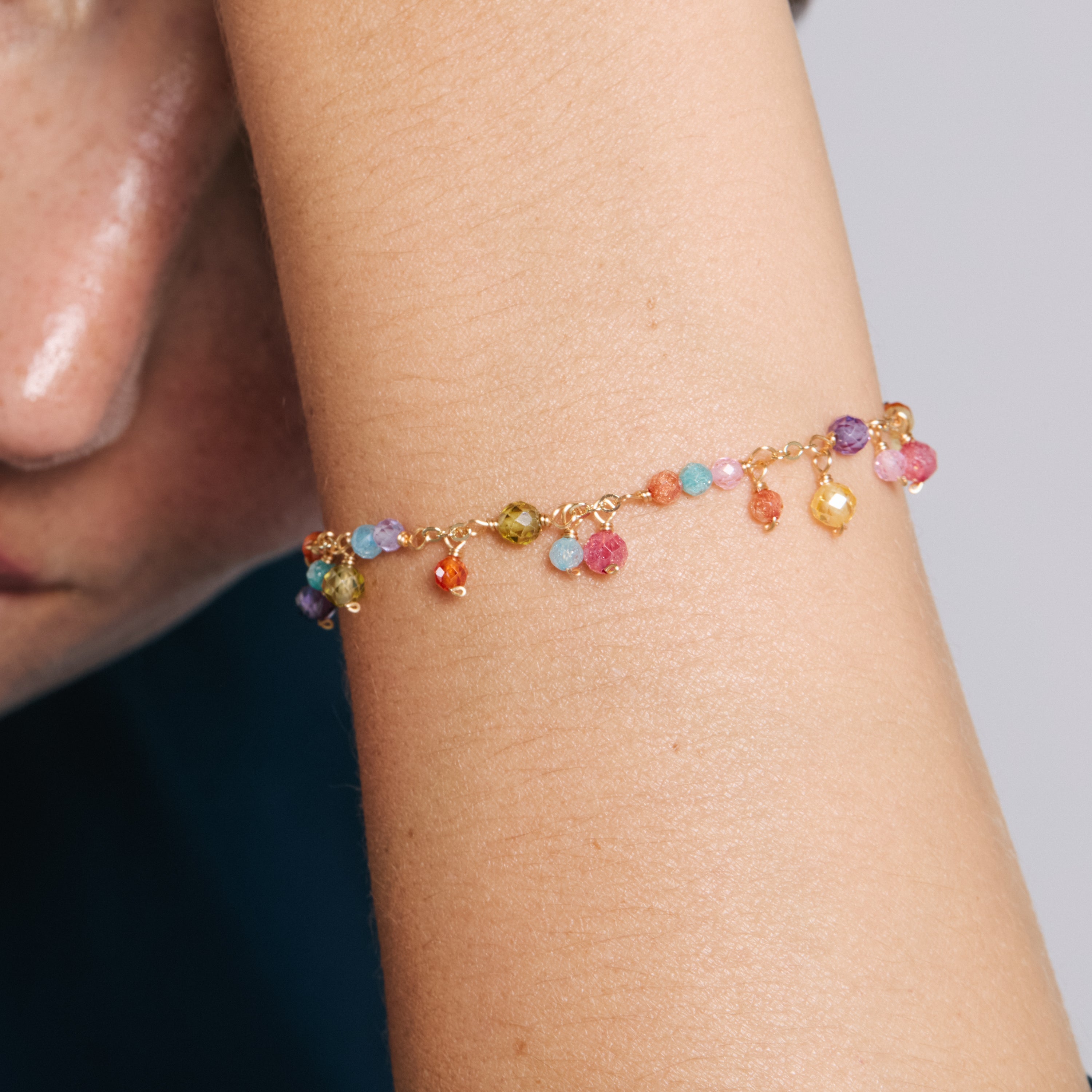 Bracelet en zircone multicolore avec finition en or jaune 18 carats - Nensa