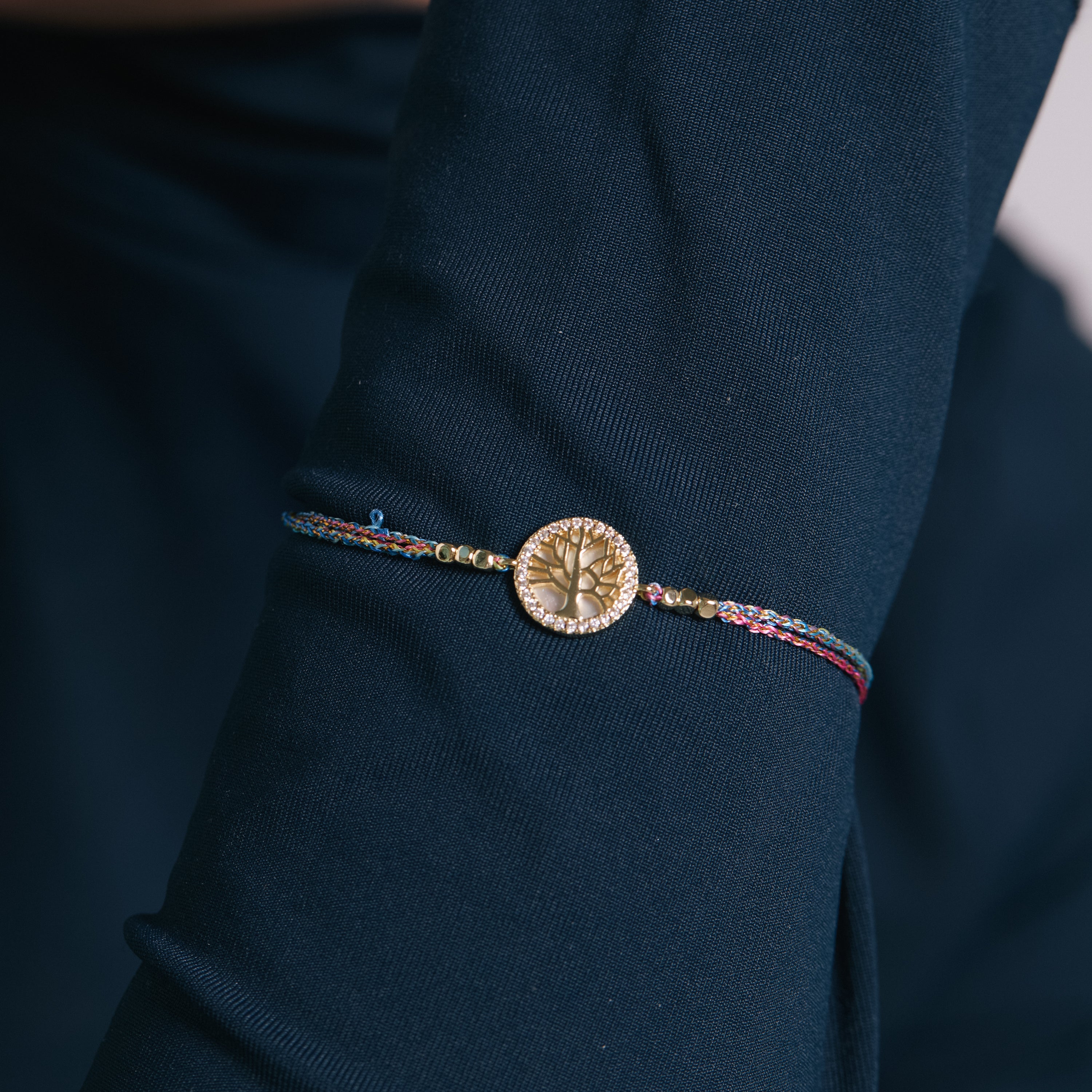 Pulsera de Circonita Brillante acabado en oro amarillo de 18k - Lesslor