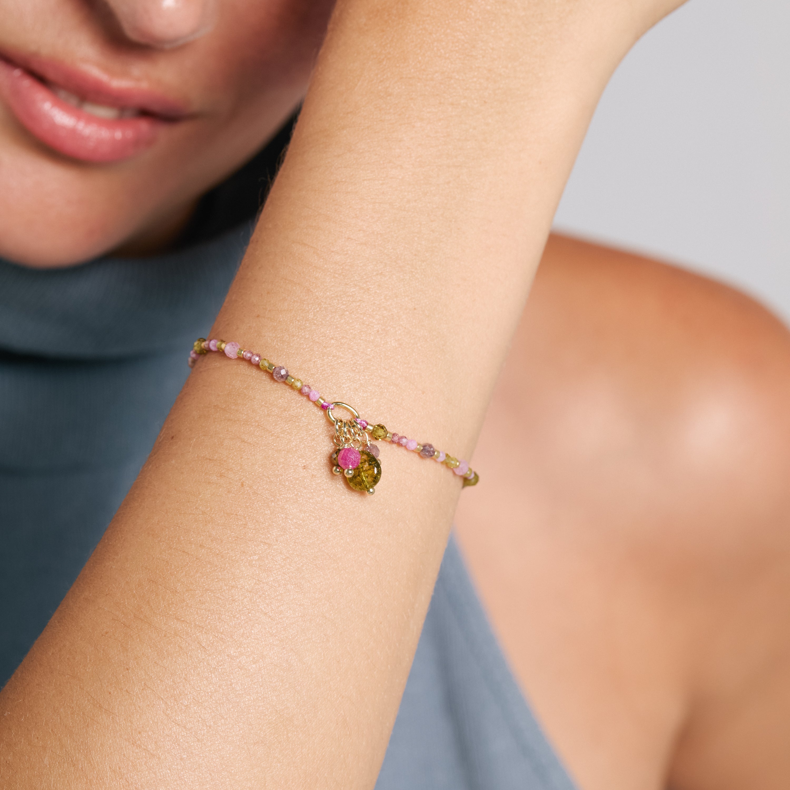 Pulsera de Cristal Morado acabado en oro amarillo de 18k - Jaros