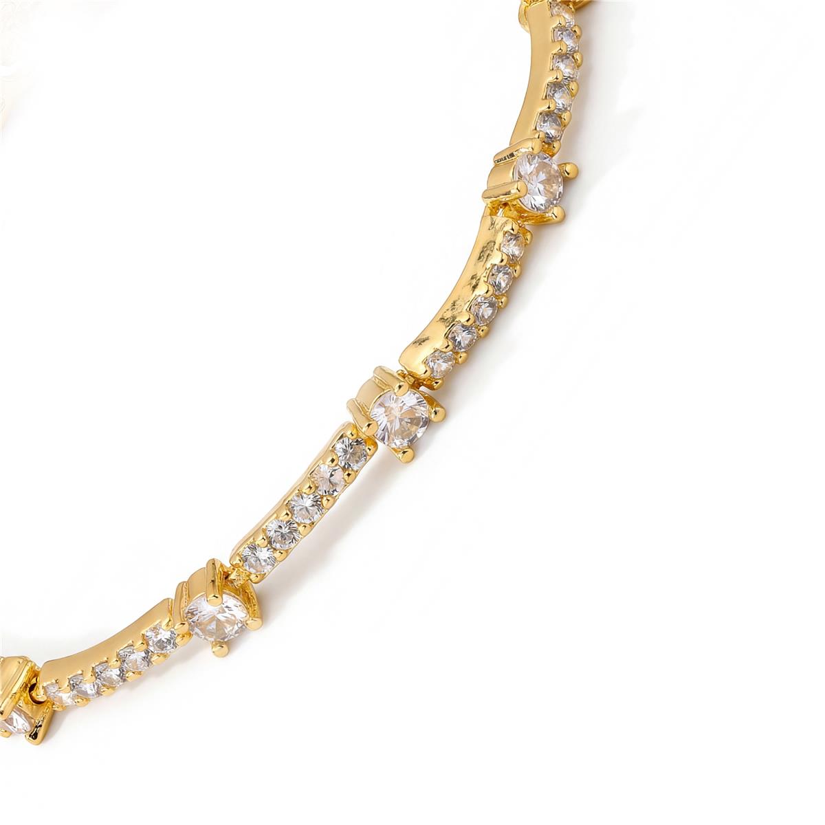 Pulsera de Aleación de Metal y Circonita Brillante acabado en oro amarillo de 18k - Raydowa