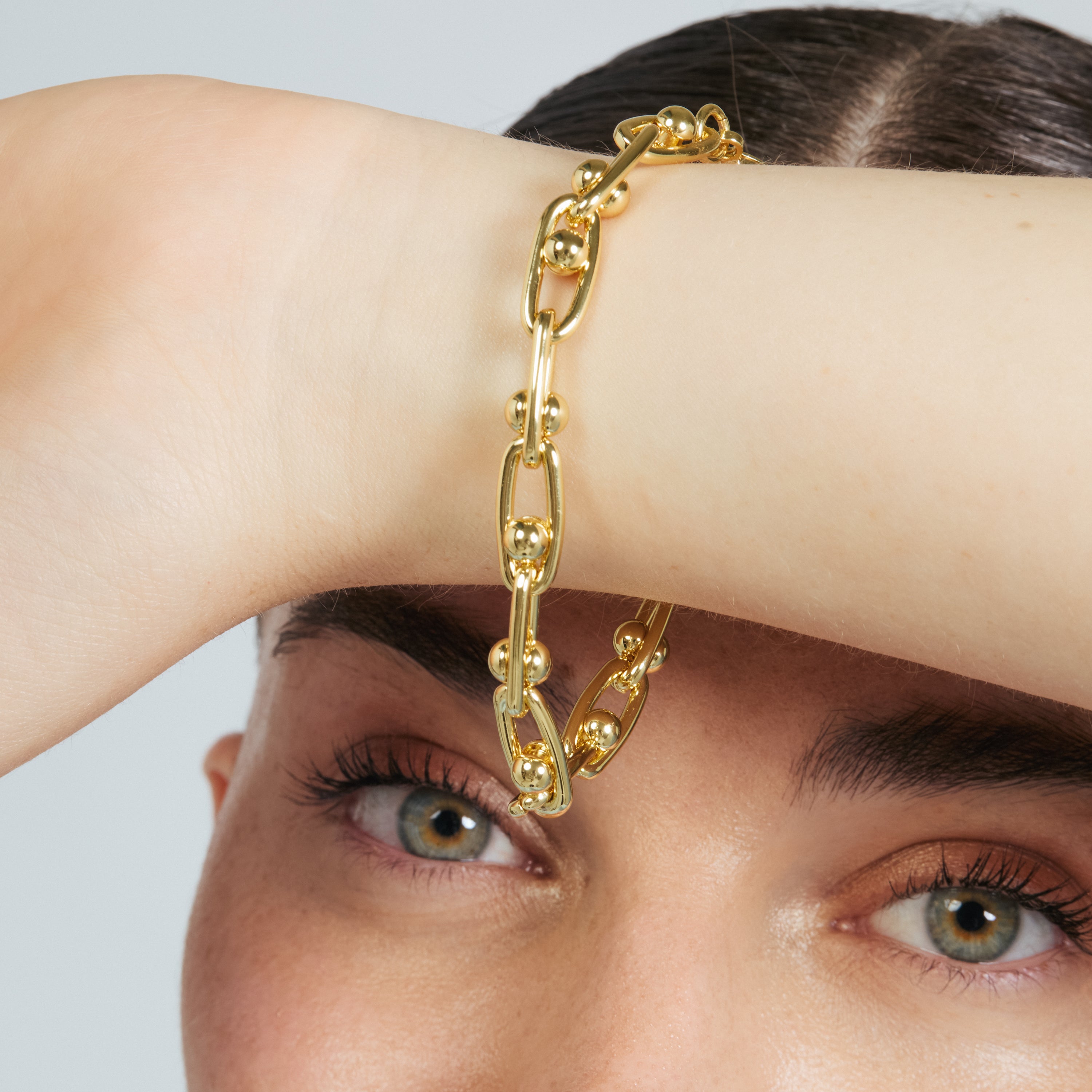 Pulsera de Circonita Brillante acabado en oro amarillo de 18k - Hamle