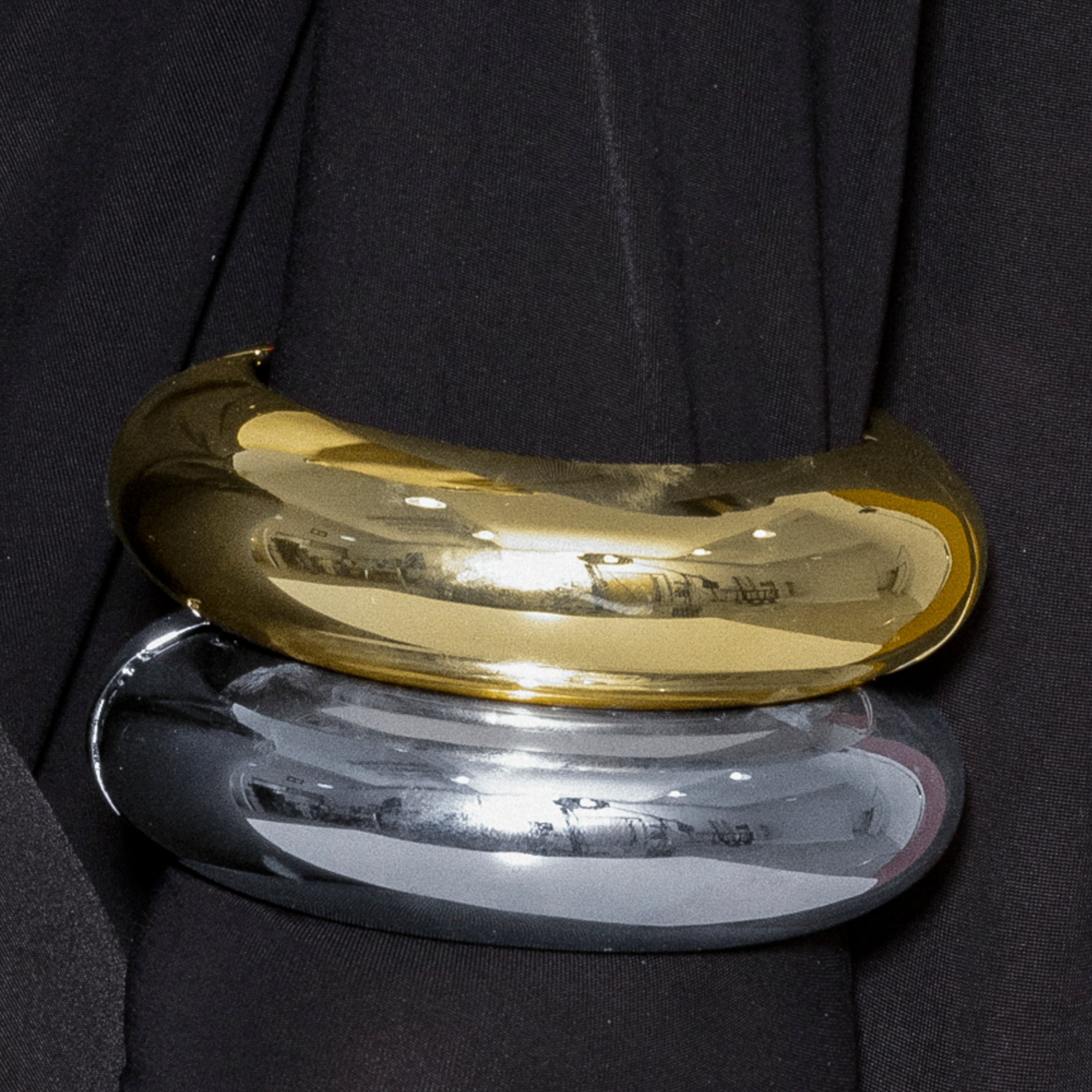 Pulseira acabamento ouro 18k - Caely