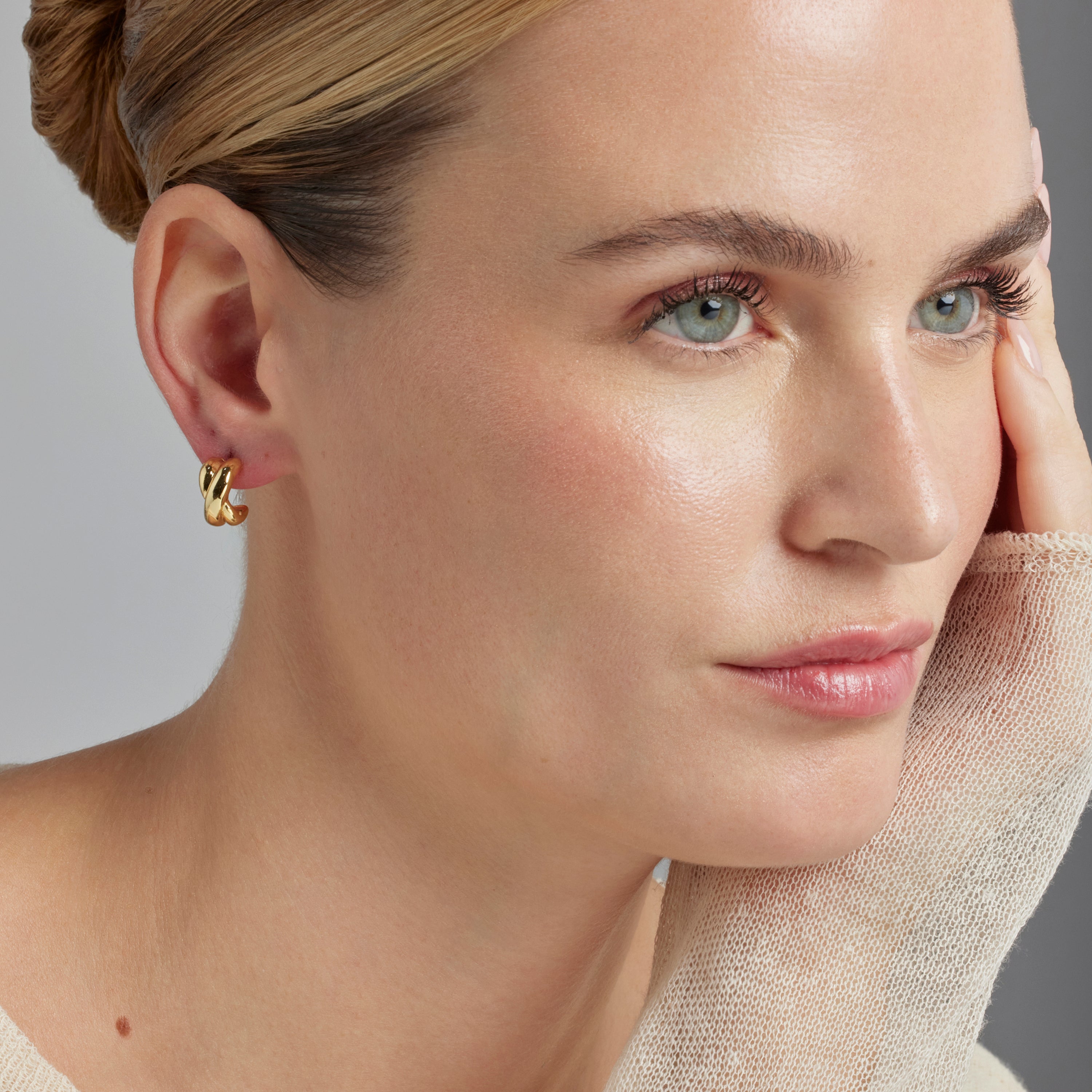 Ohrringe mit 18K Gelbgold-Finish - Kuvuca