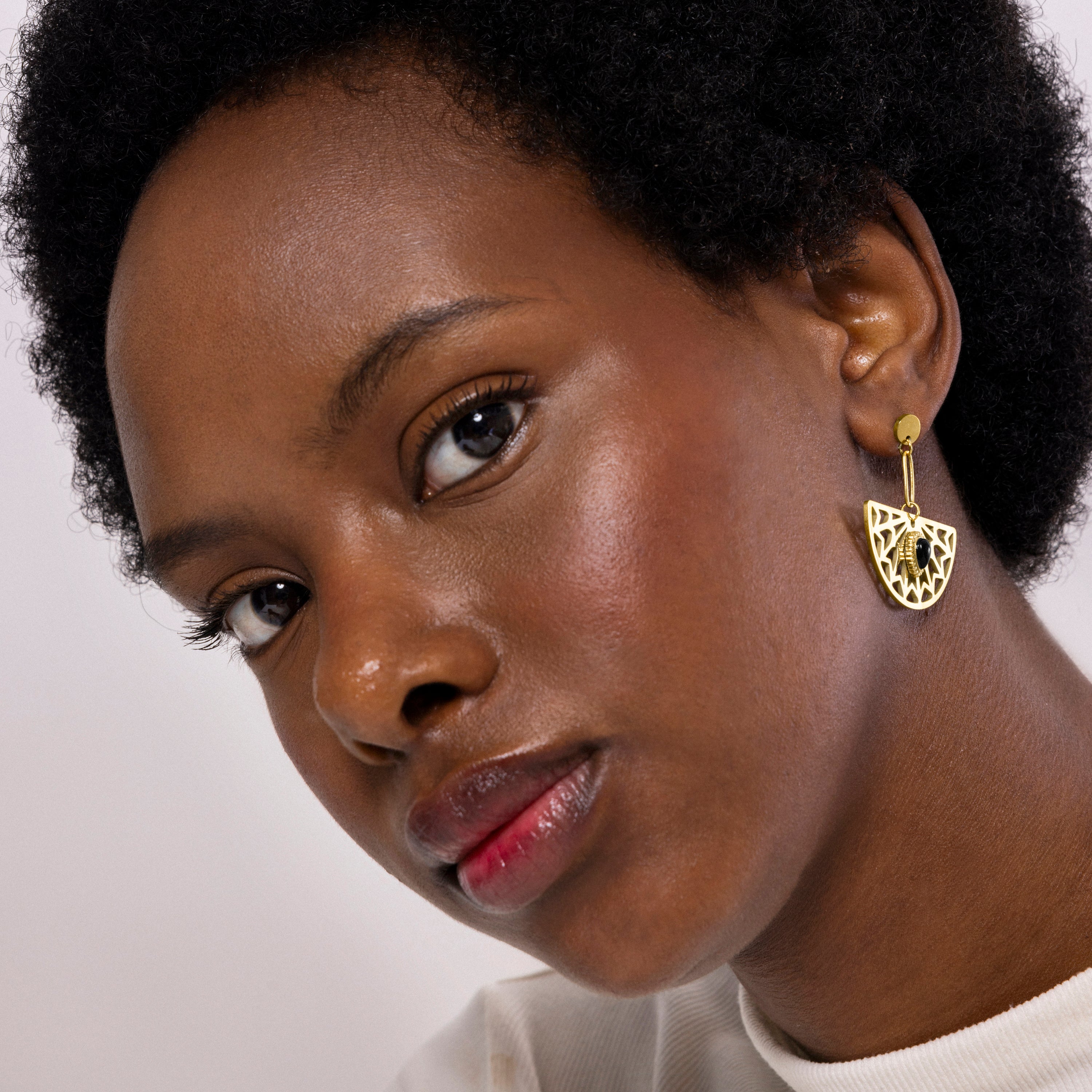 Onyx earrings finished in 18K yellow gold - Tawa