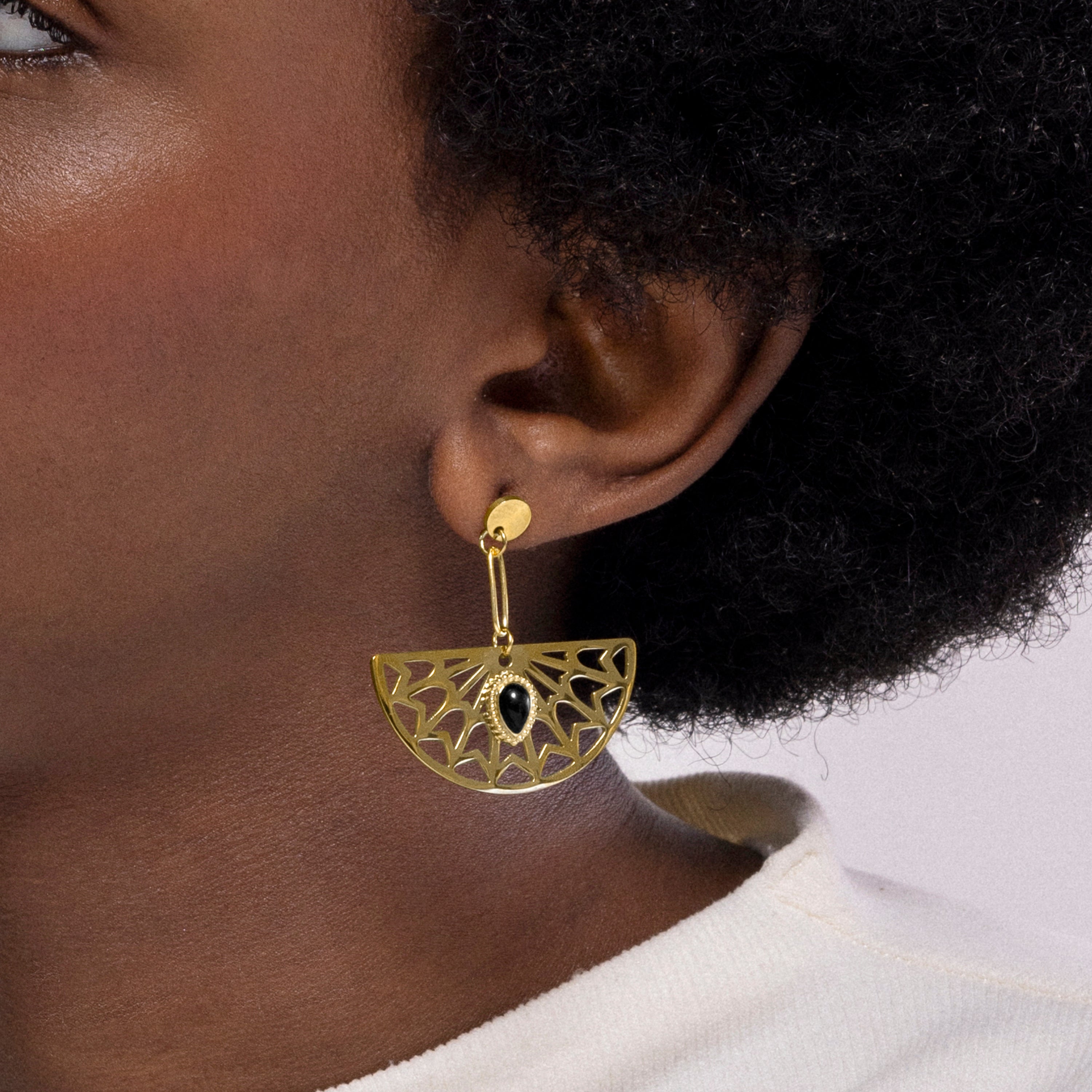 Onyx earrings finished in 18K yellow gold - Tawa