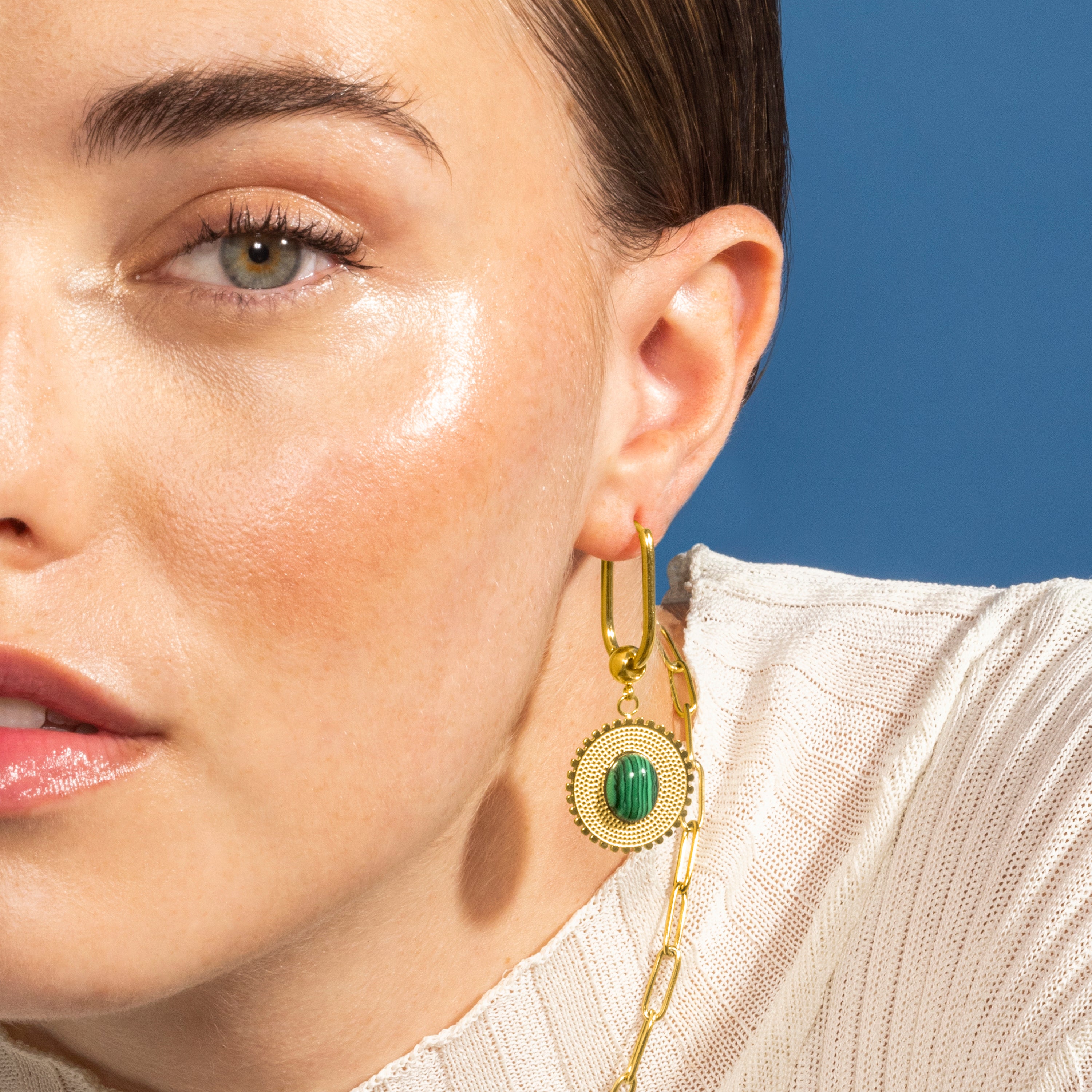 Boucles d'oreilles en malachite finies en or jaune 18K - Elknu