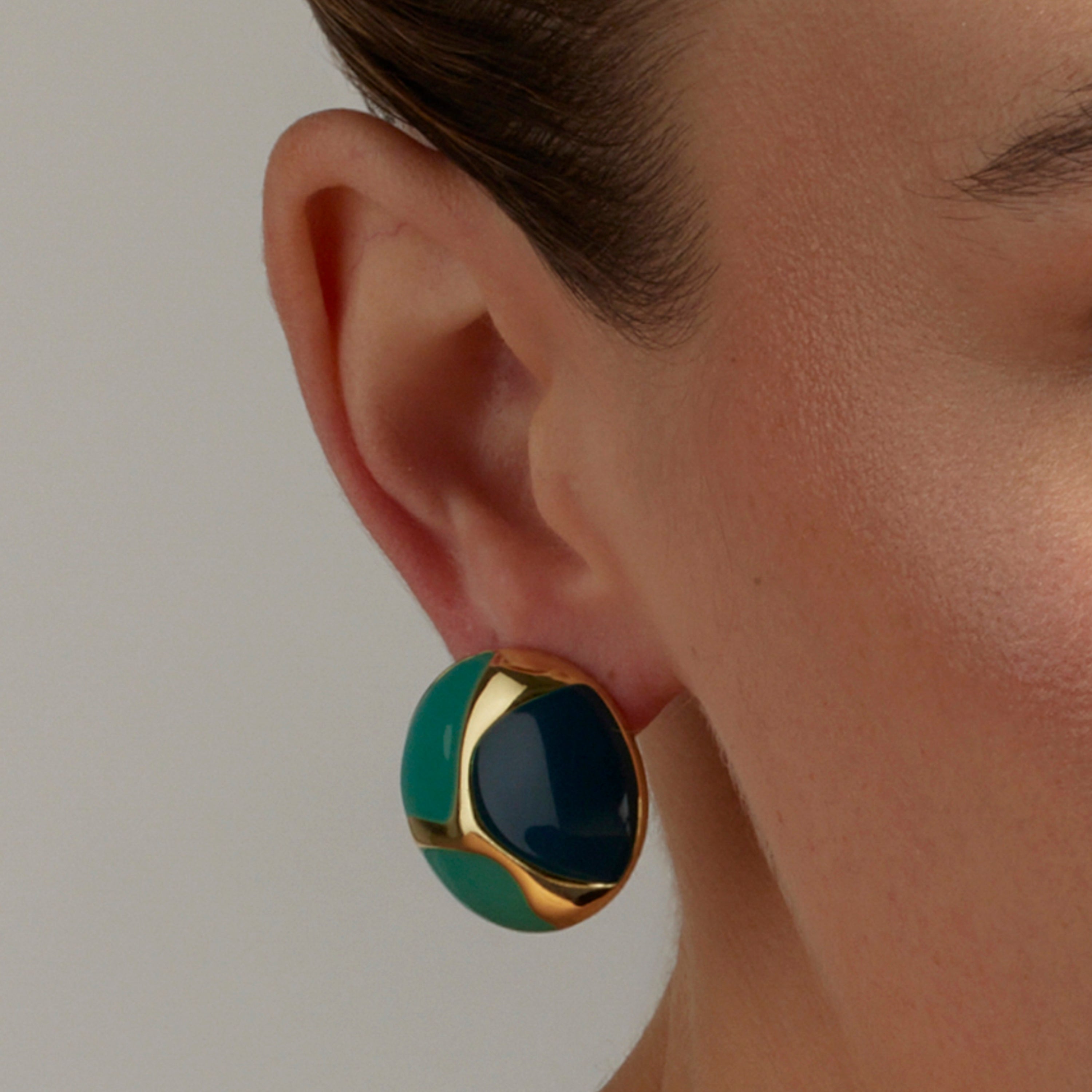 Earrings finished in 18K yellow gold - Iofes
