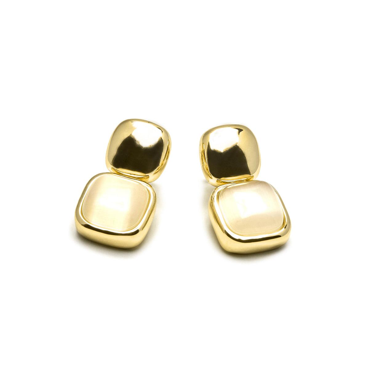 Pendientes Laroi acabado oro 18k