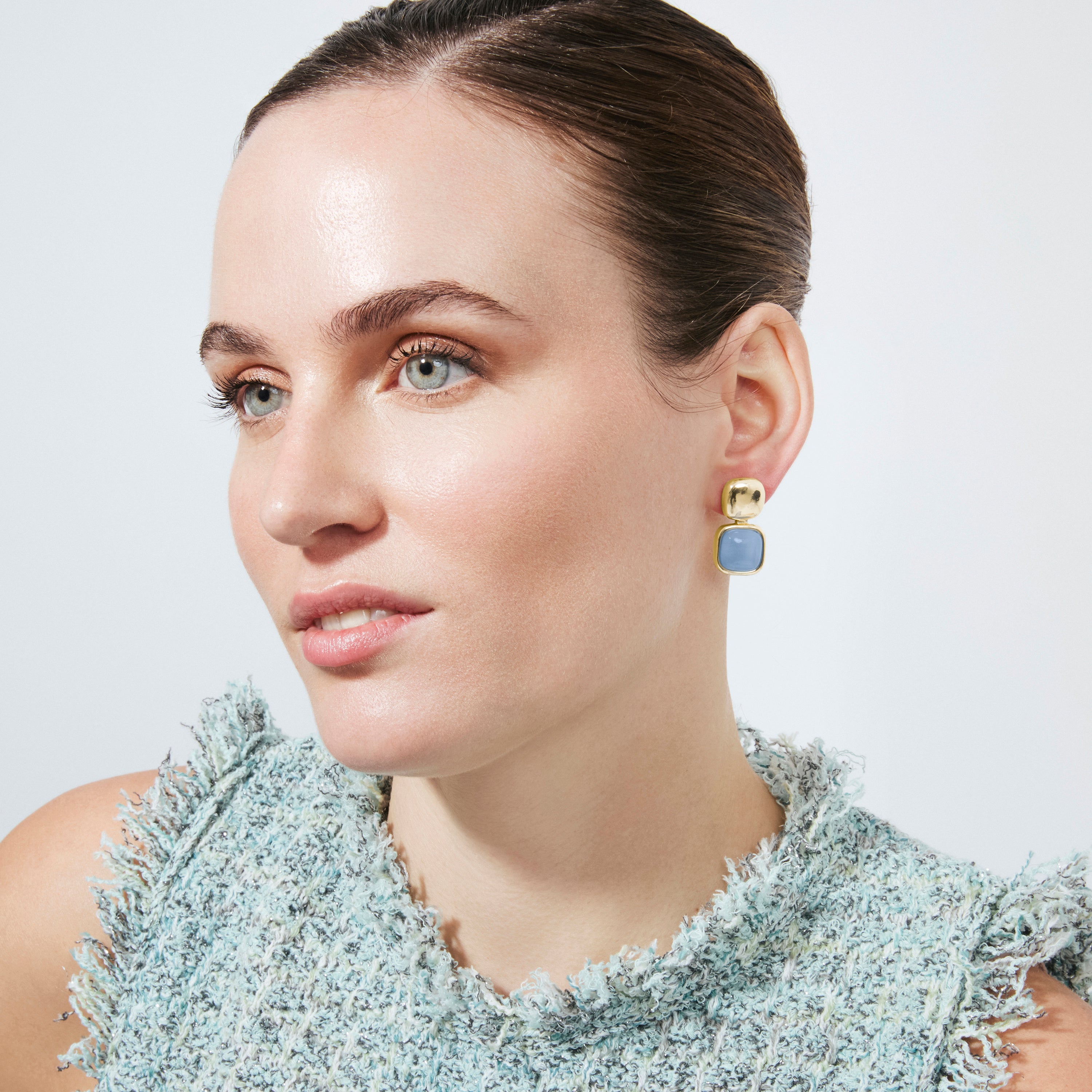 Boucles d'oreilles Œil de Chat bleu finition or jaune 18 carats - Laroi