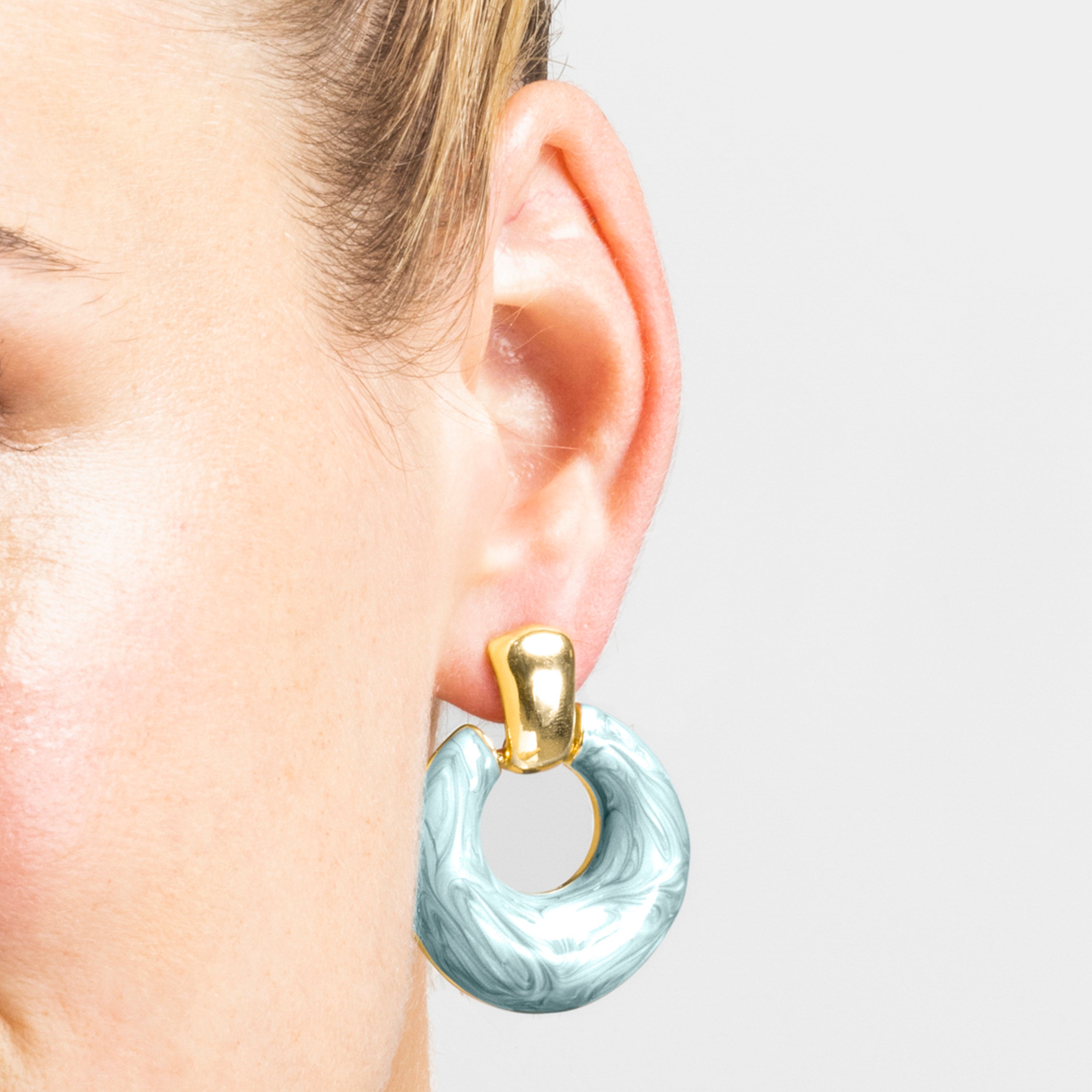Earrings with Blue Lacquer finished in 18k gold - Fores