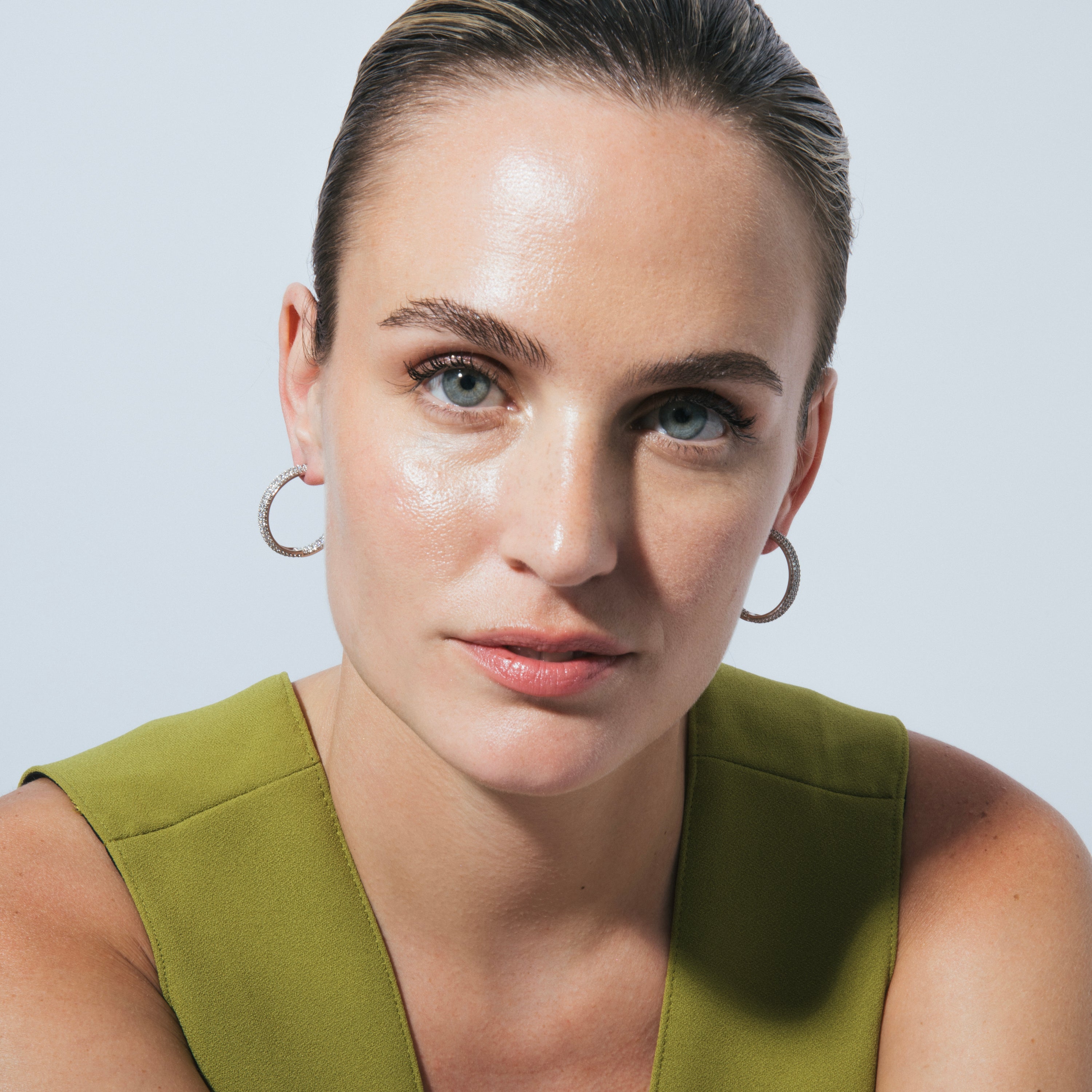 Brincos com Zircónia Brilhante acabamento em ouro 18k - Losui