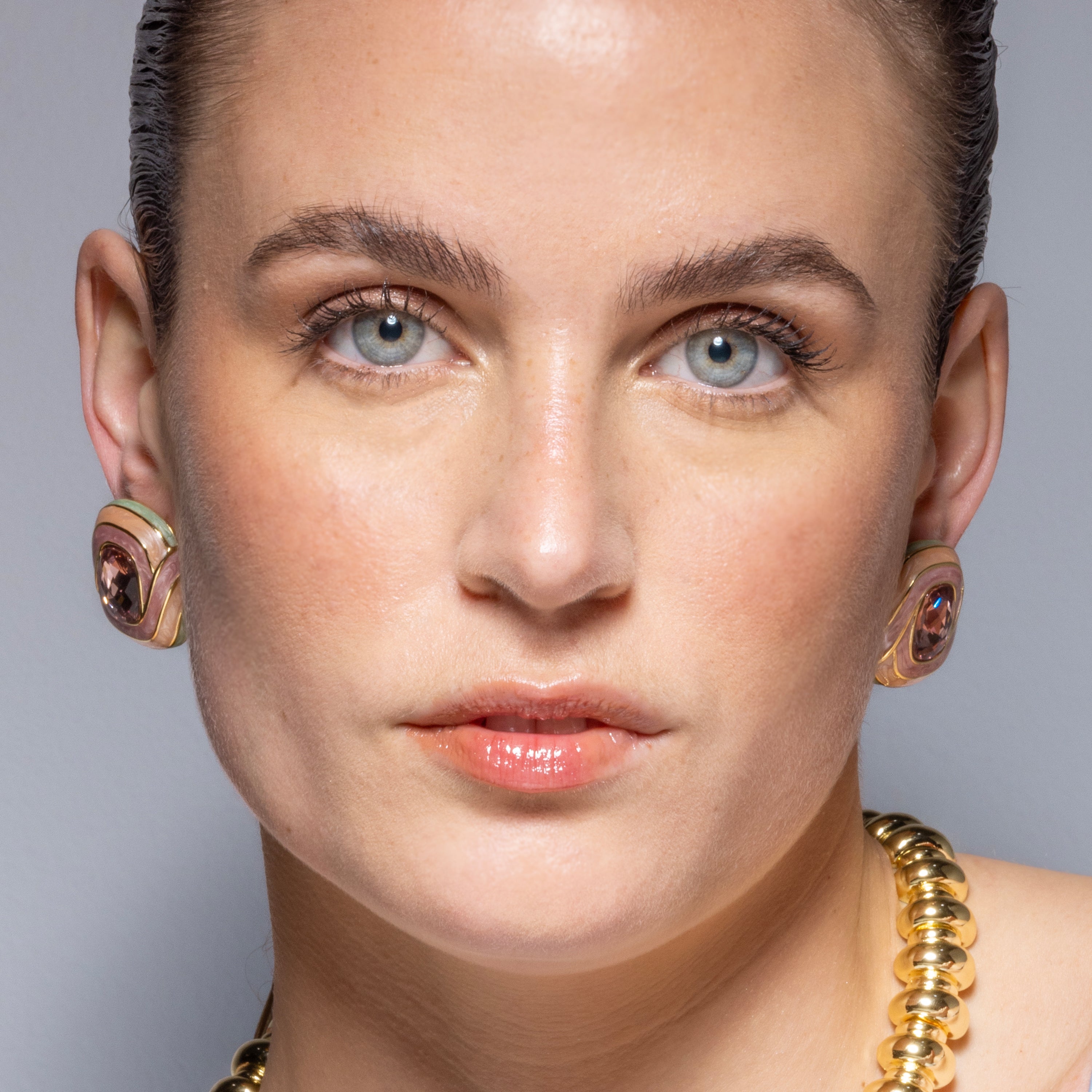 Boucles d'oreilles Rowing en laque multicolore finition or jaune 18k