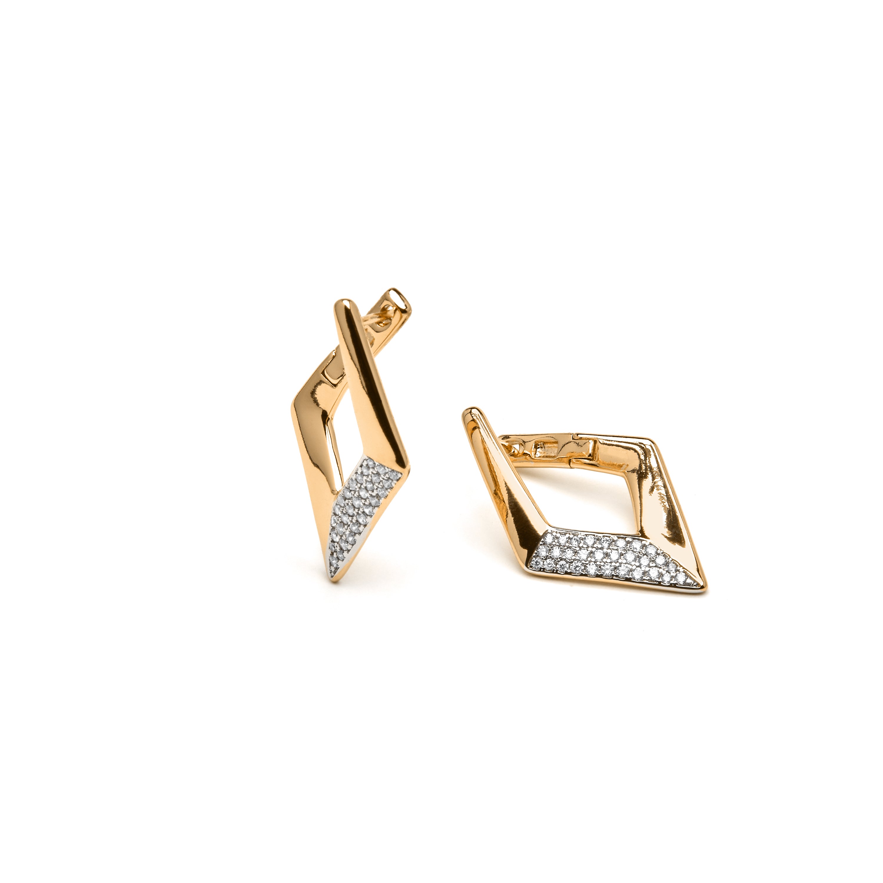 Pendientes acabado oro amarillo de 18k y Circonita Brillante - Ssara