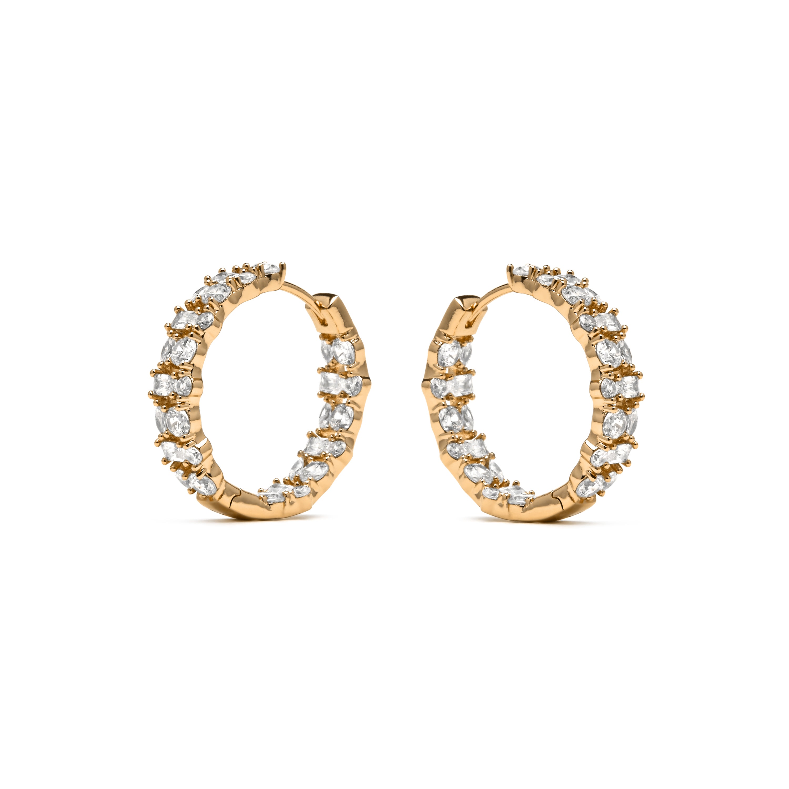 Brincos acabamento ouro amarelo 18k e zircónia brilhante - Buya