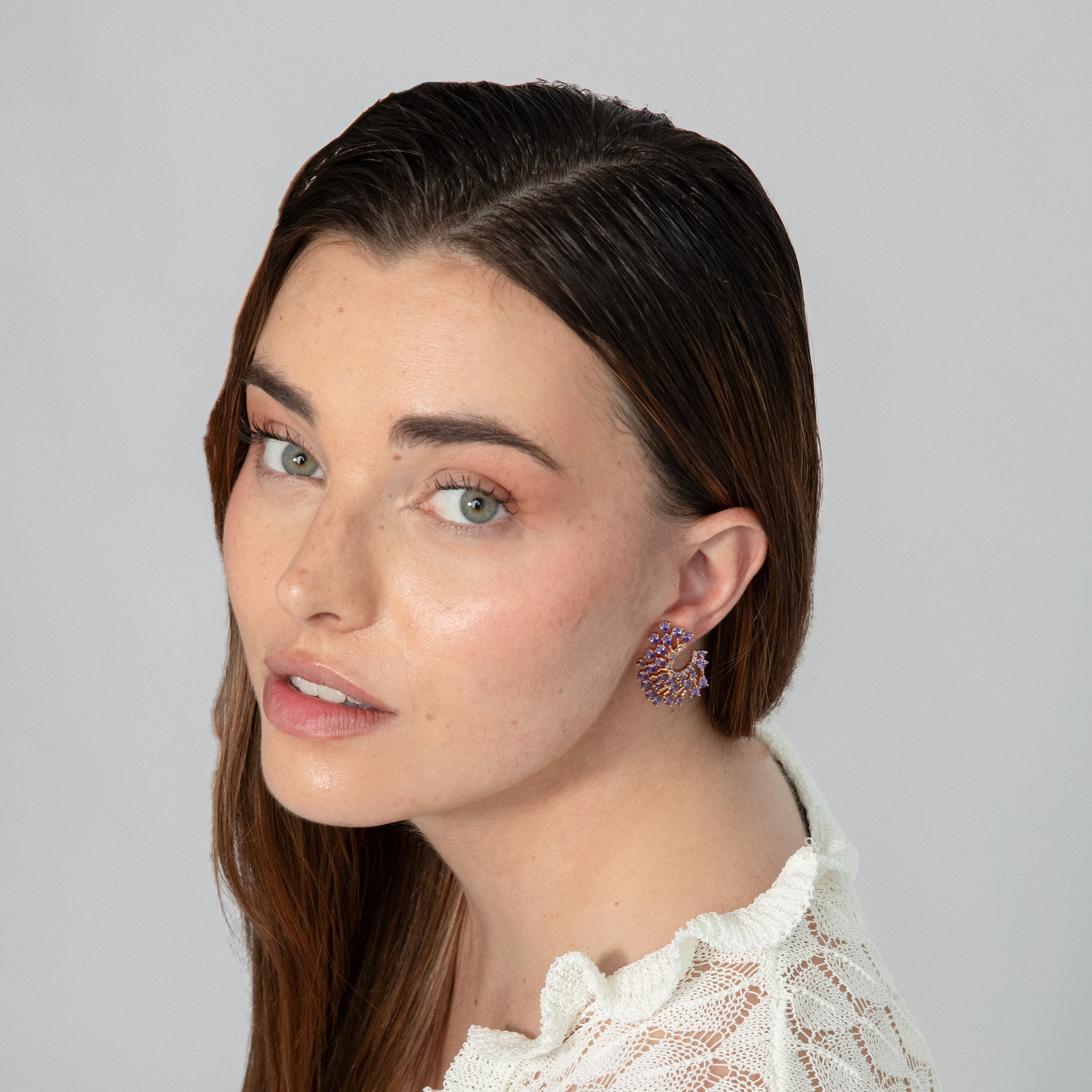 Pendientes de Circonita Amatista acabado en oro amarillo de 18k - Narbel