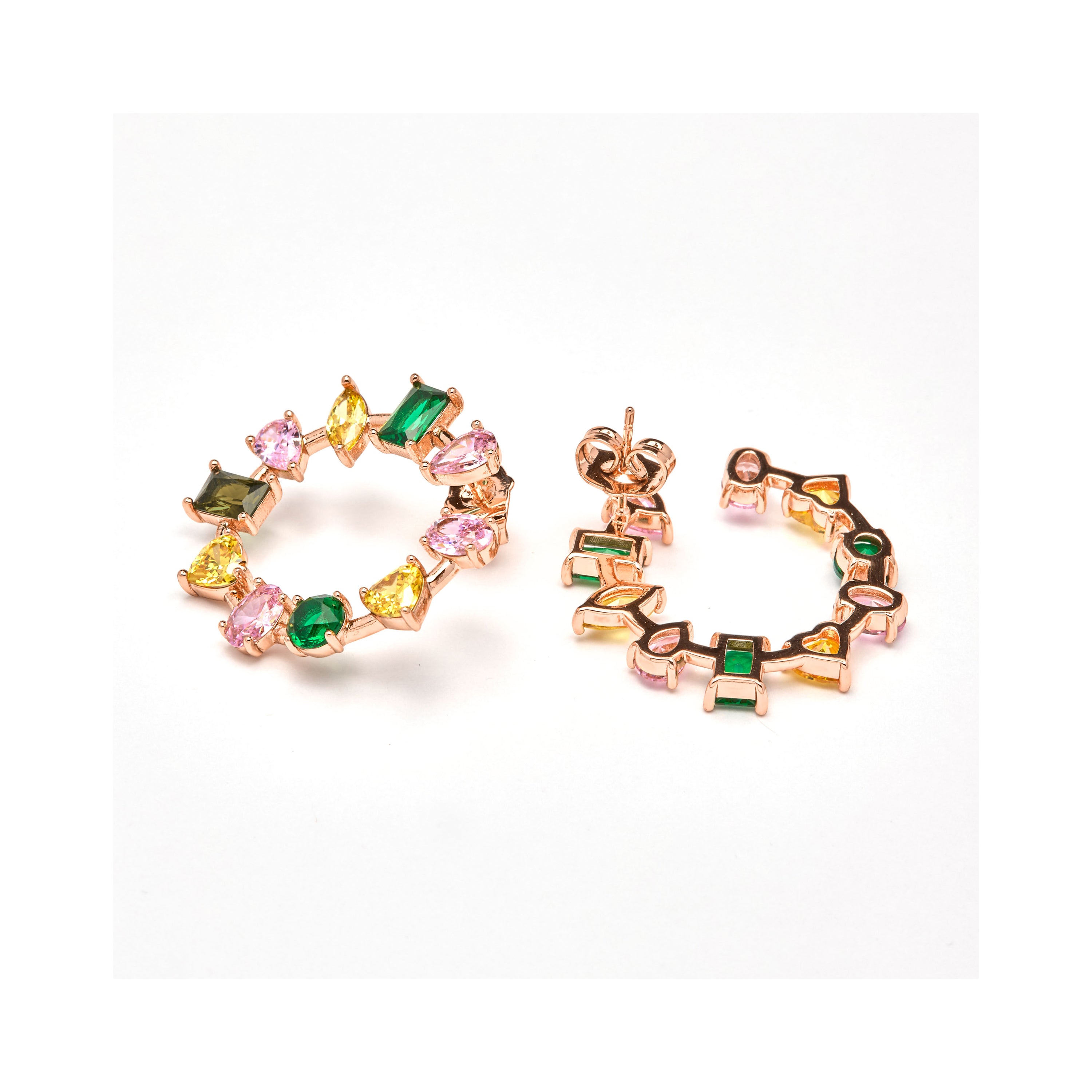 Brincos de zircónia multicolor com acabamento em ouro amarelo de 18k - Tapus