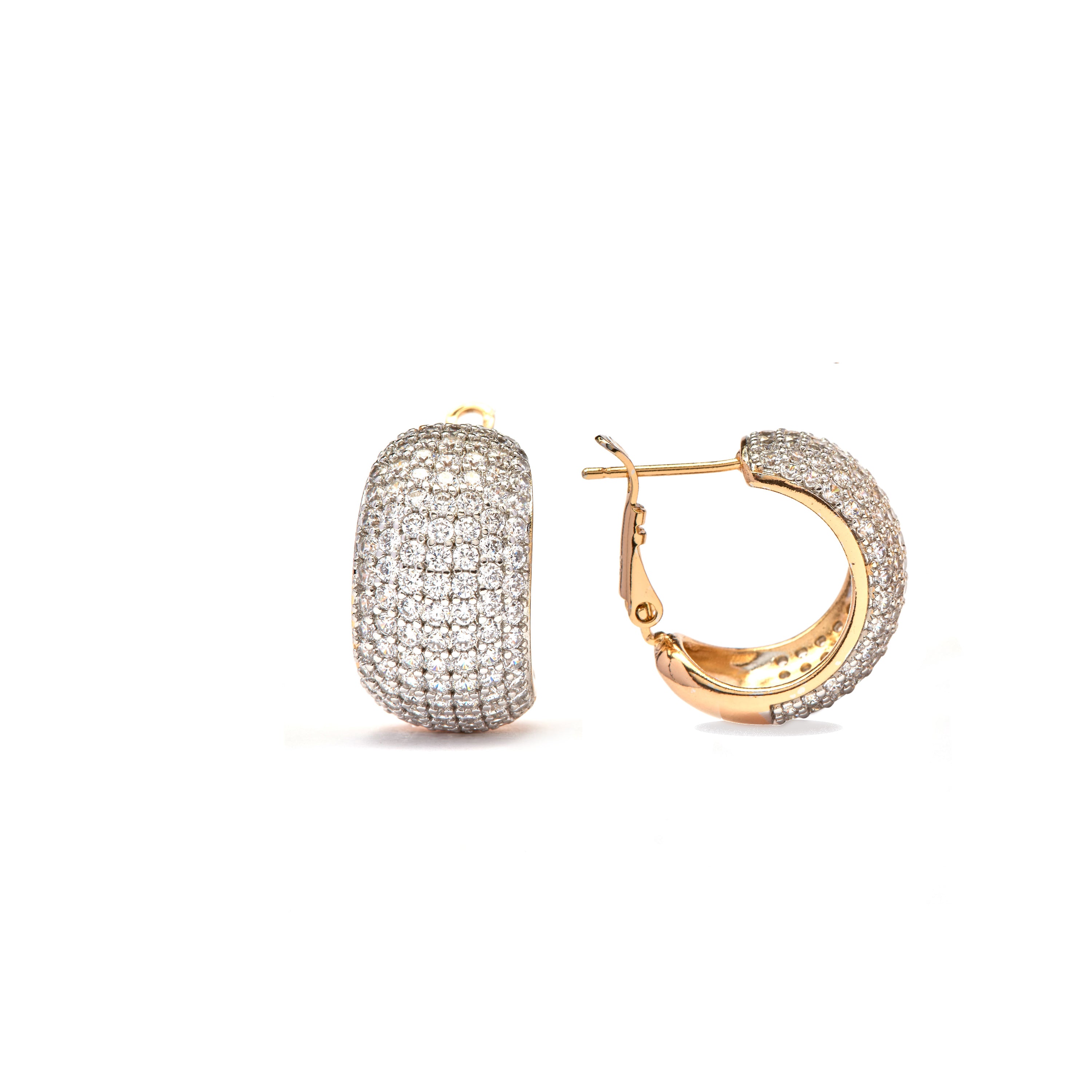 Orecchini con zirconi brillanti finitura in oro giallo 18k - Garda