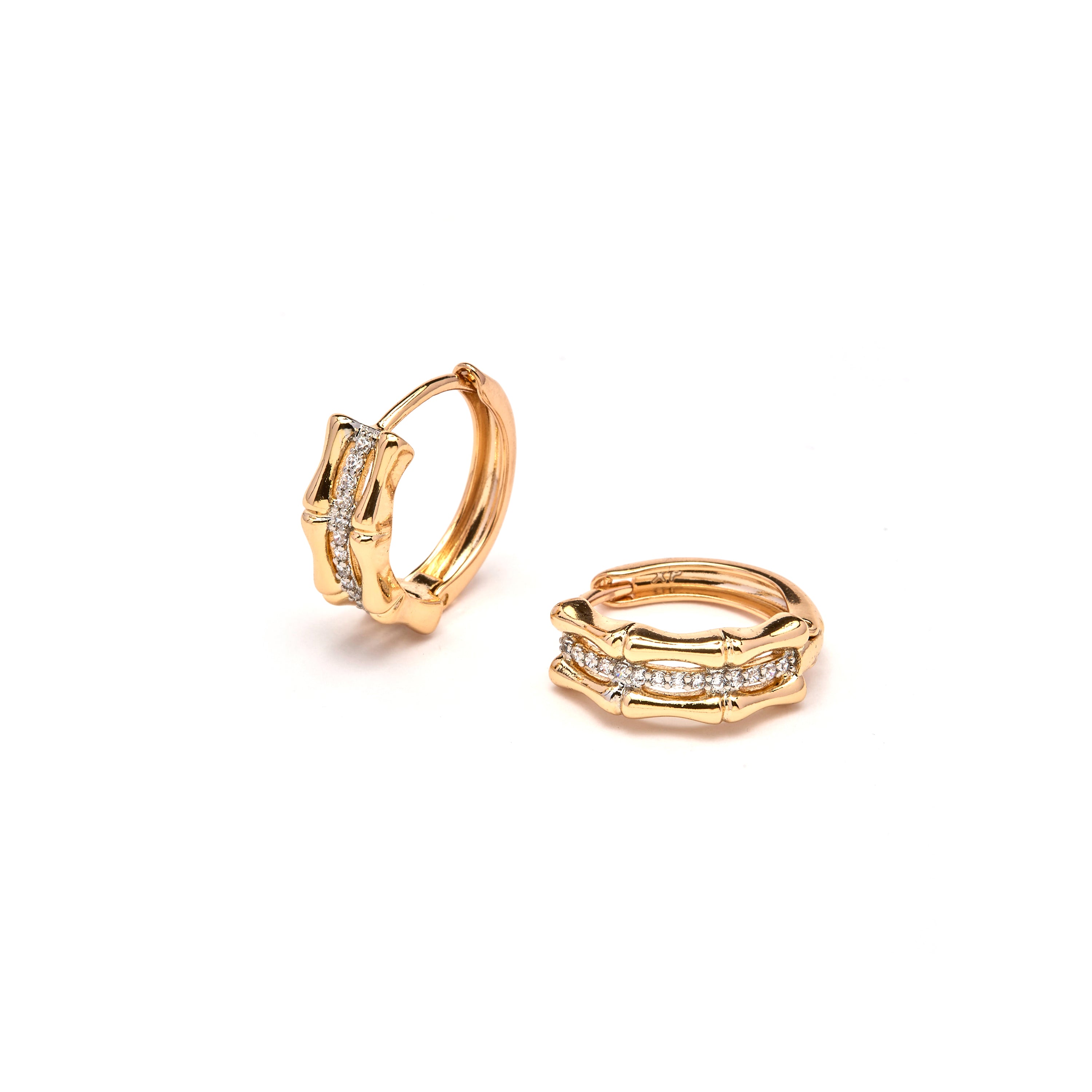 Brincos de Zircónia Brilhante com acabamento em ouro amarelo de 18k - Zuryde