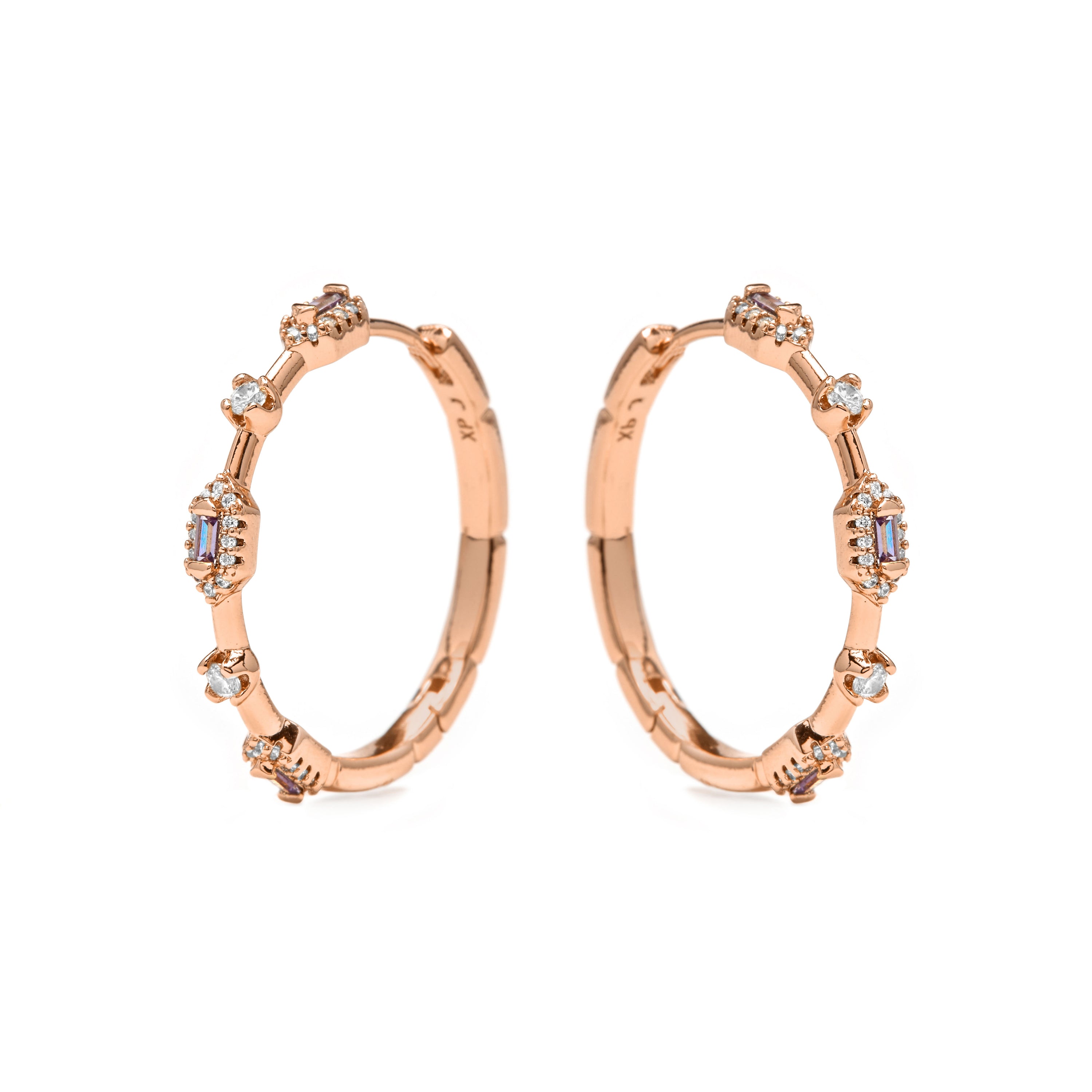 Glänzende Zirkonia-Ohrringe mit 18k Gelbgold-Finish - Nemako