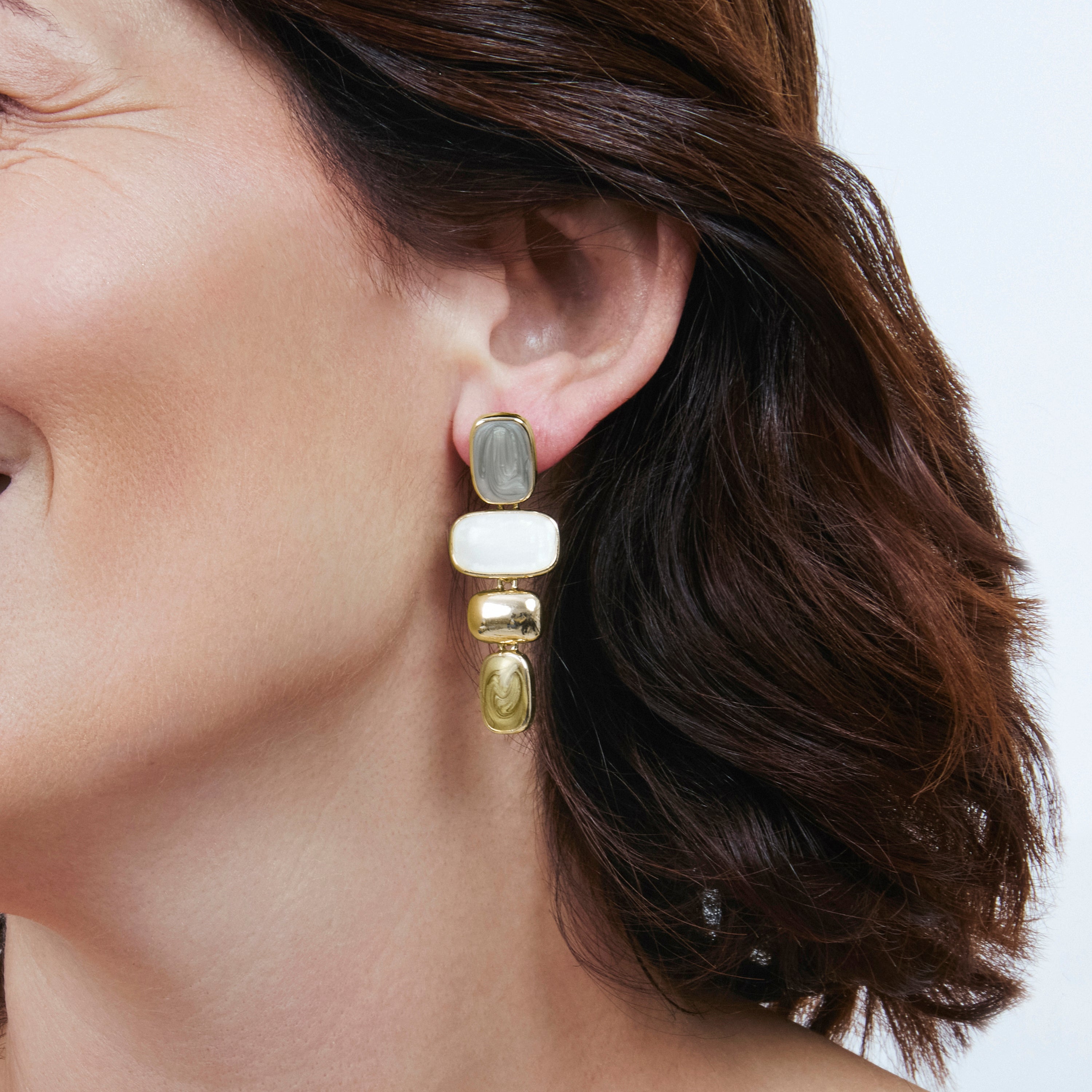 Boucles d'oreilles en nacre blanche finition or jaune 18 carats - Natha