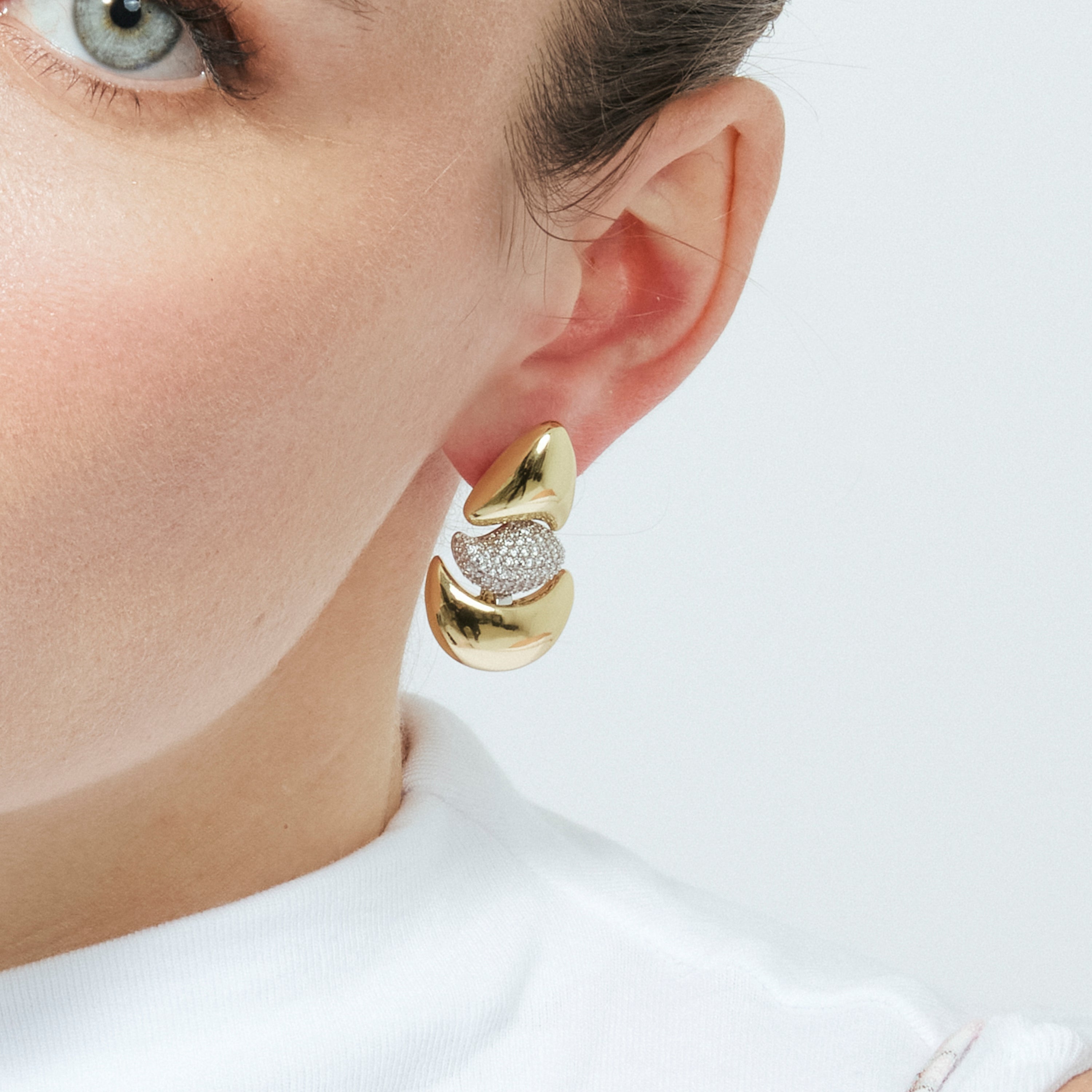 18k Yellow Gold Finish Sparkling Cubic Zirconia Earrings - Atlin
