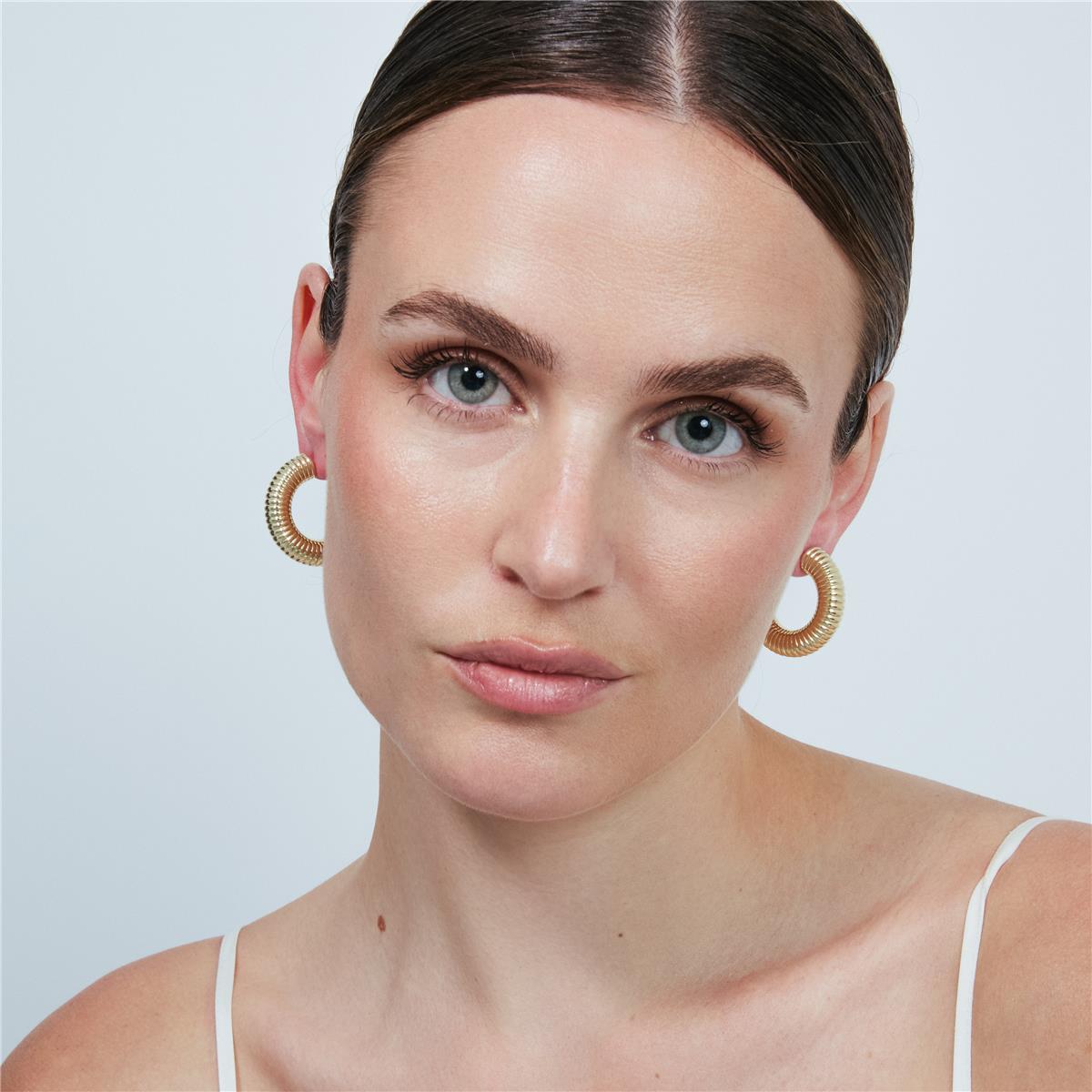 Pendientes Shagen acabado oro amarillo 18k - Shagen