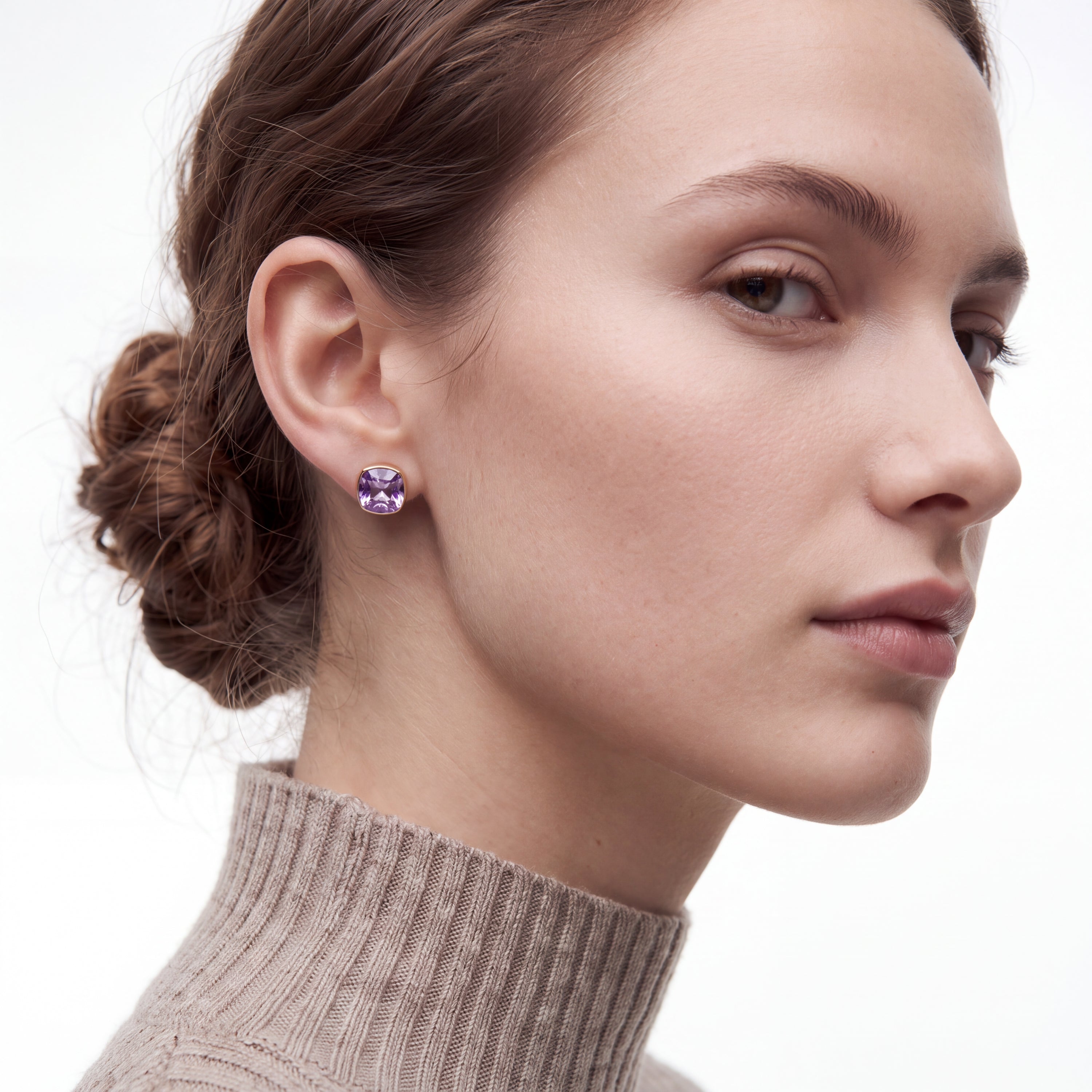 Boucles d’oreilles en cristal violet avec finition en or jaune 18 carats - Sires