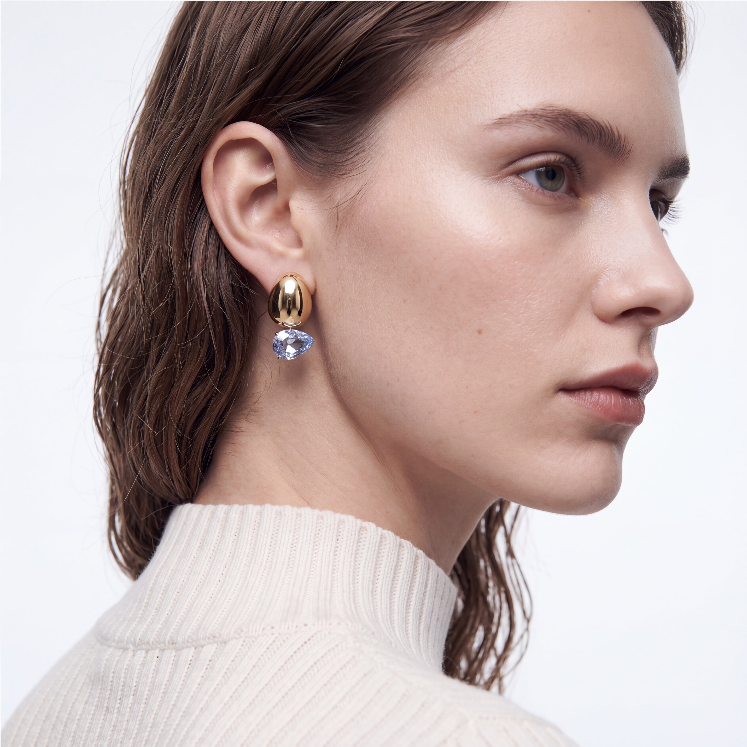 Blue Crystal earrings finished in 18k yellow gold - Meis